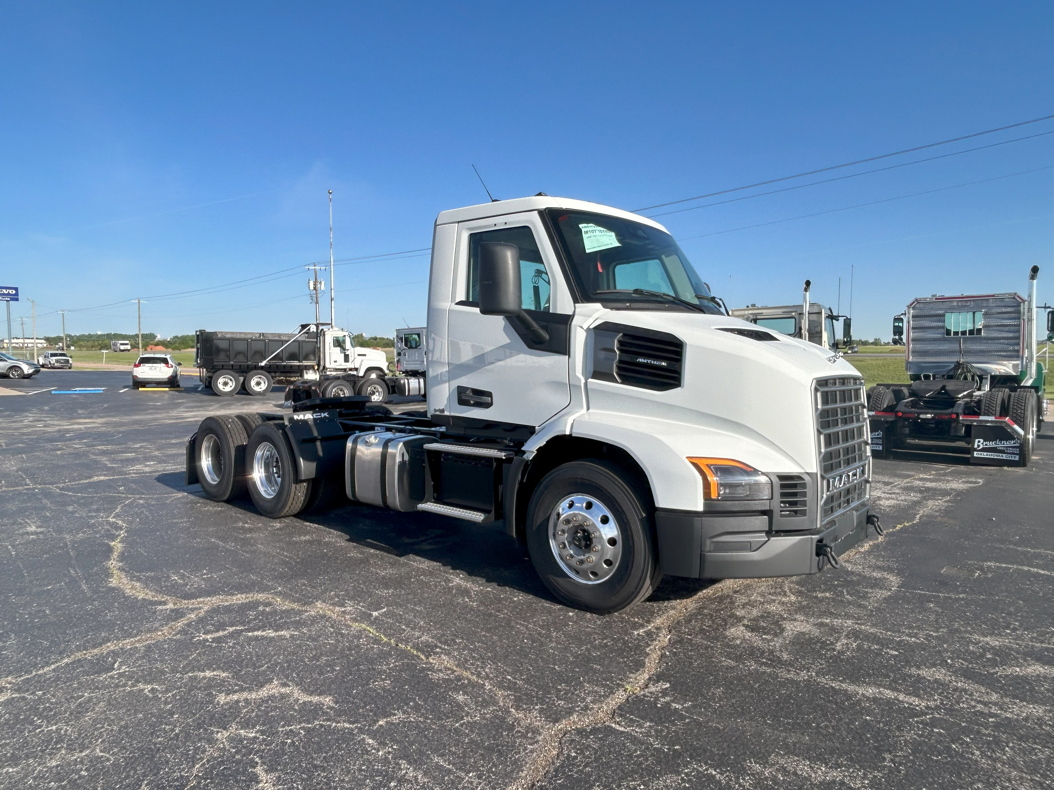 2027 Mack Anthem in Enid, OK — photo 6