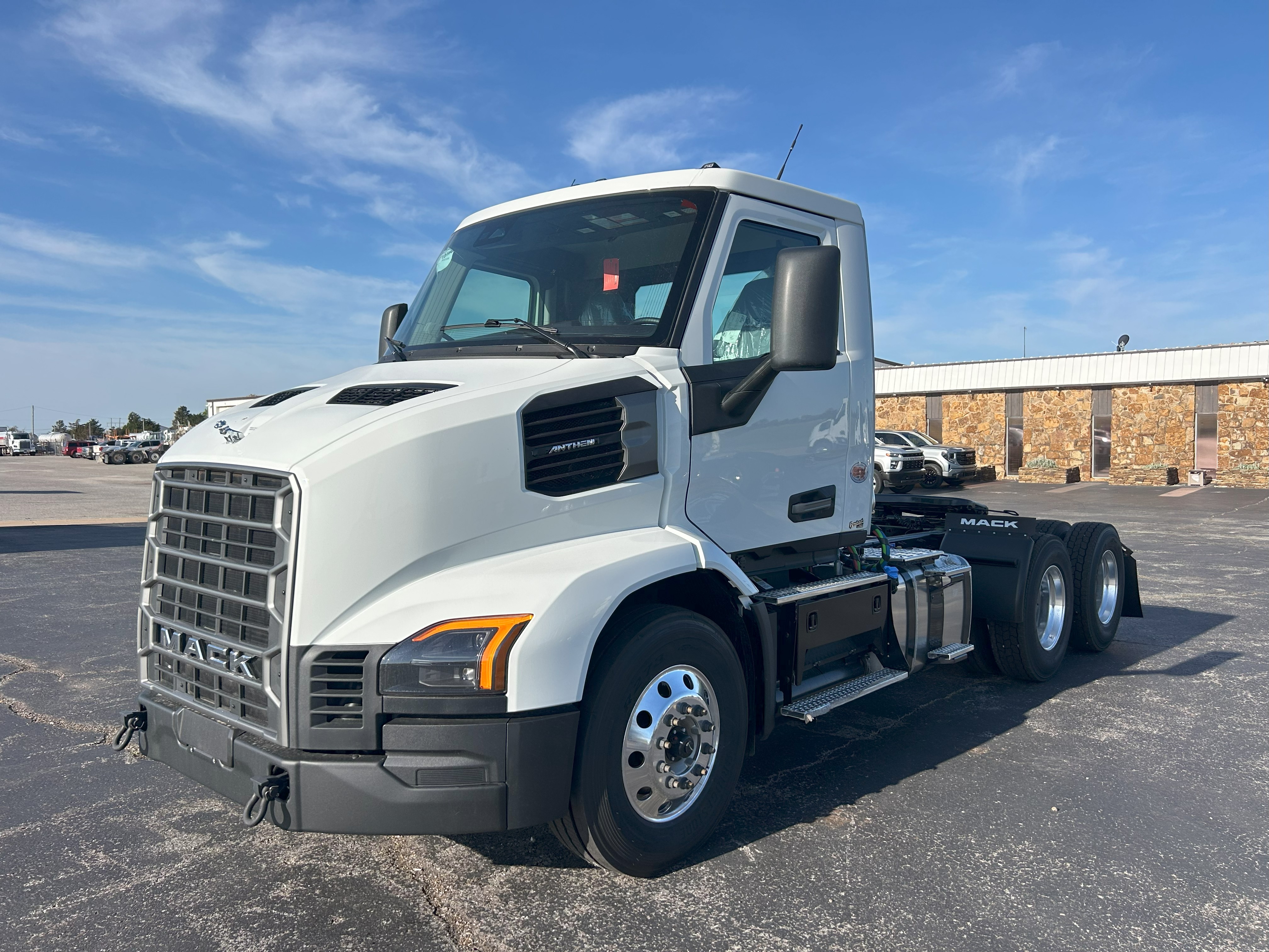2027 Mack Anthem in Enid, OK
