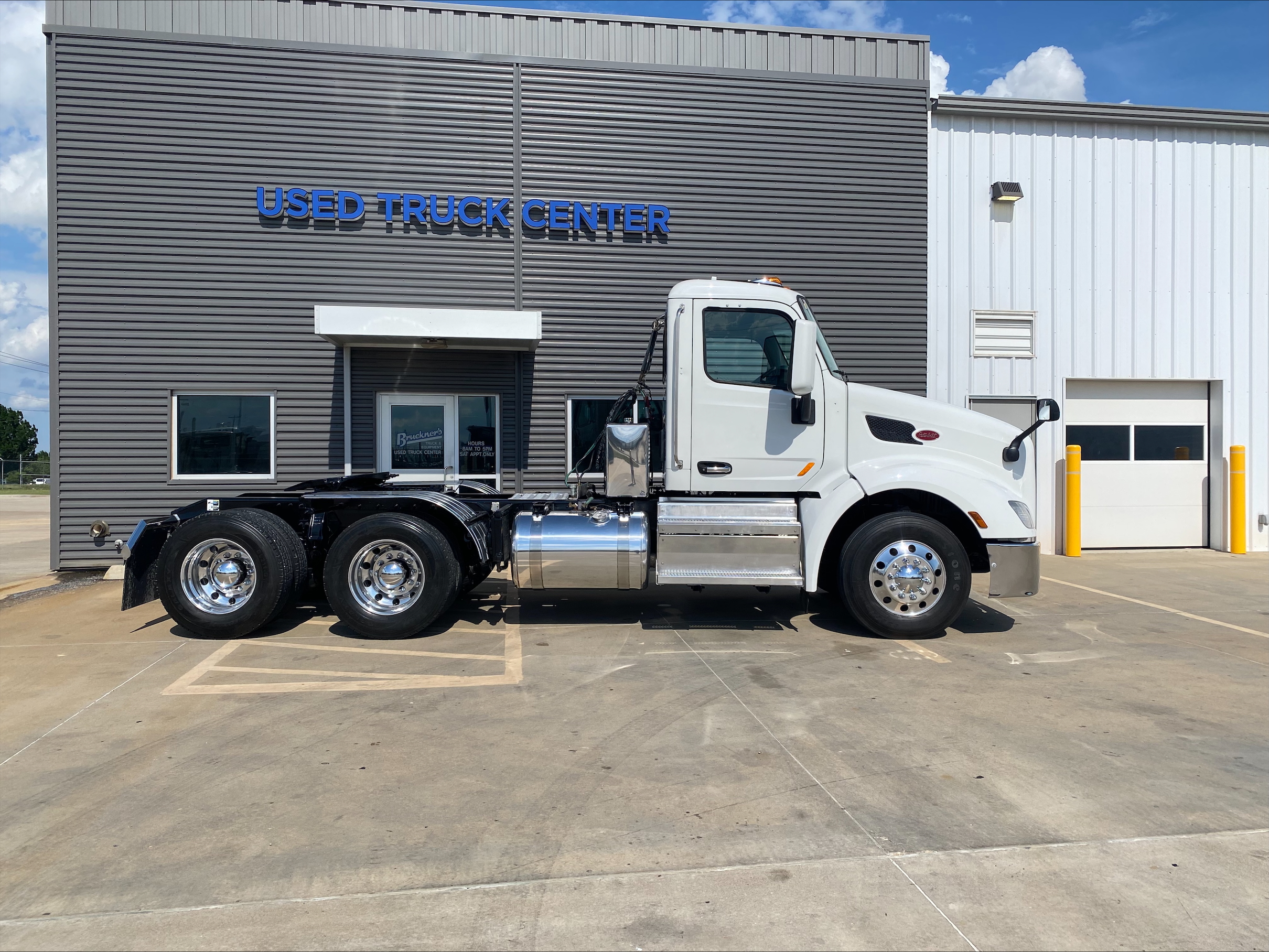 2019 Peterbilt 579 in Oklahoma City, OK — photo 4