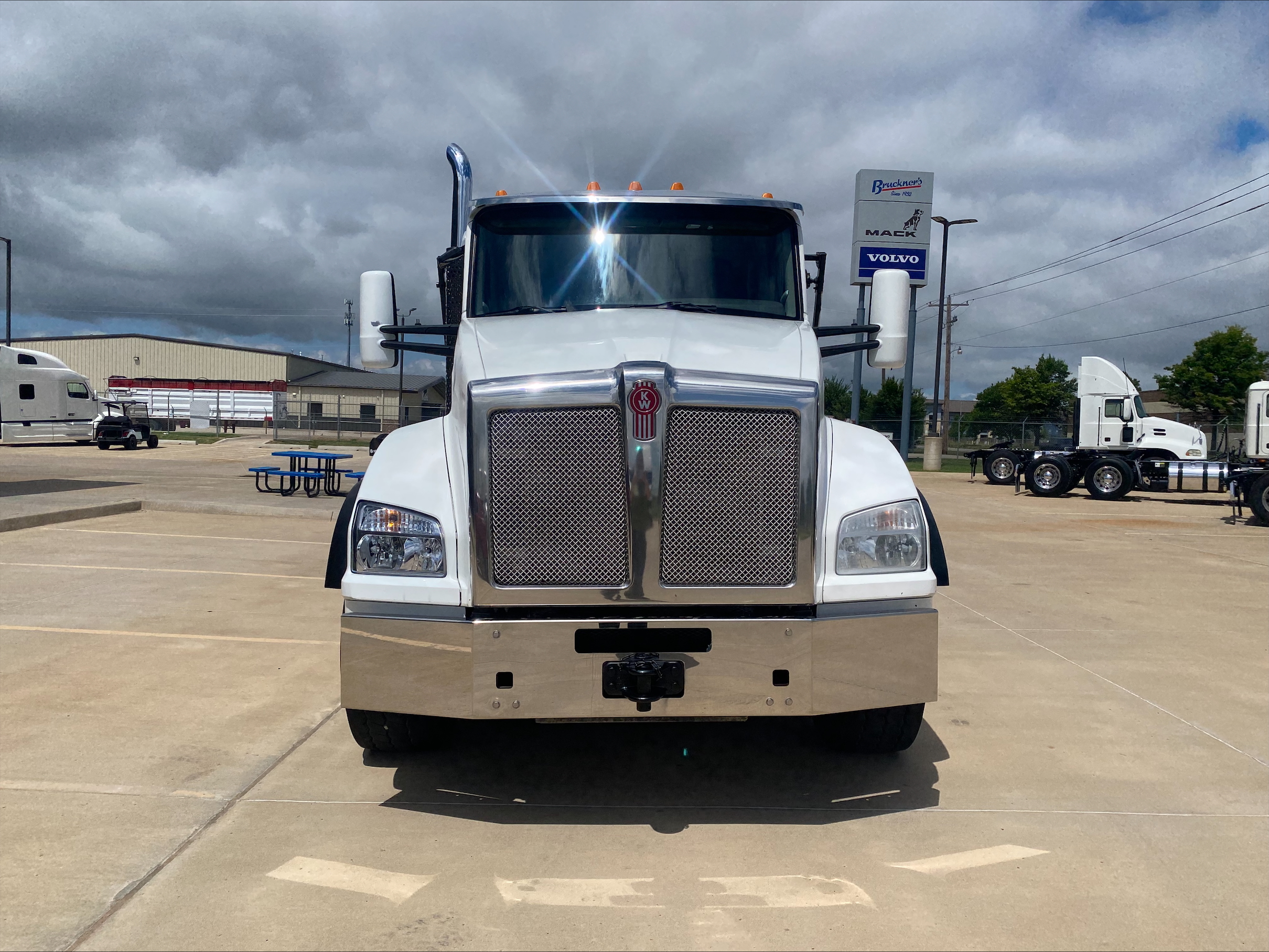 2018 Kenworth T880 in Oklahoma City, OK — photo 2