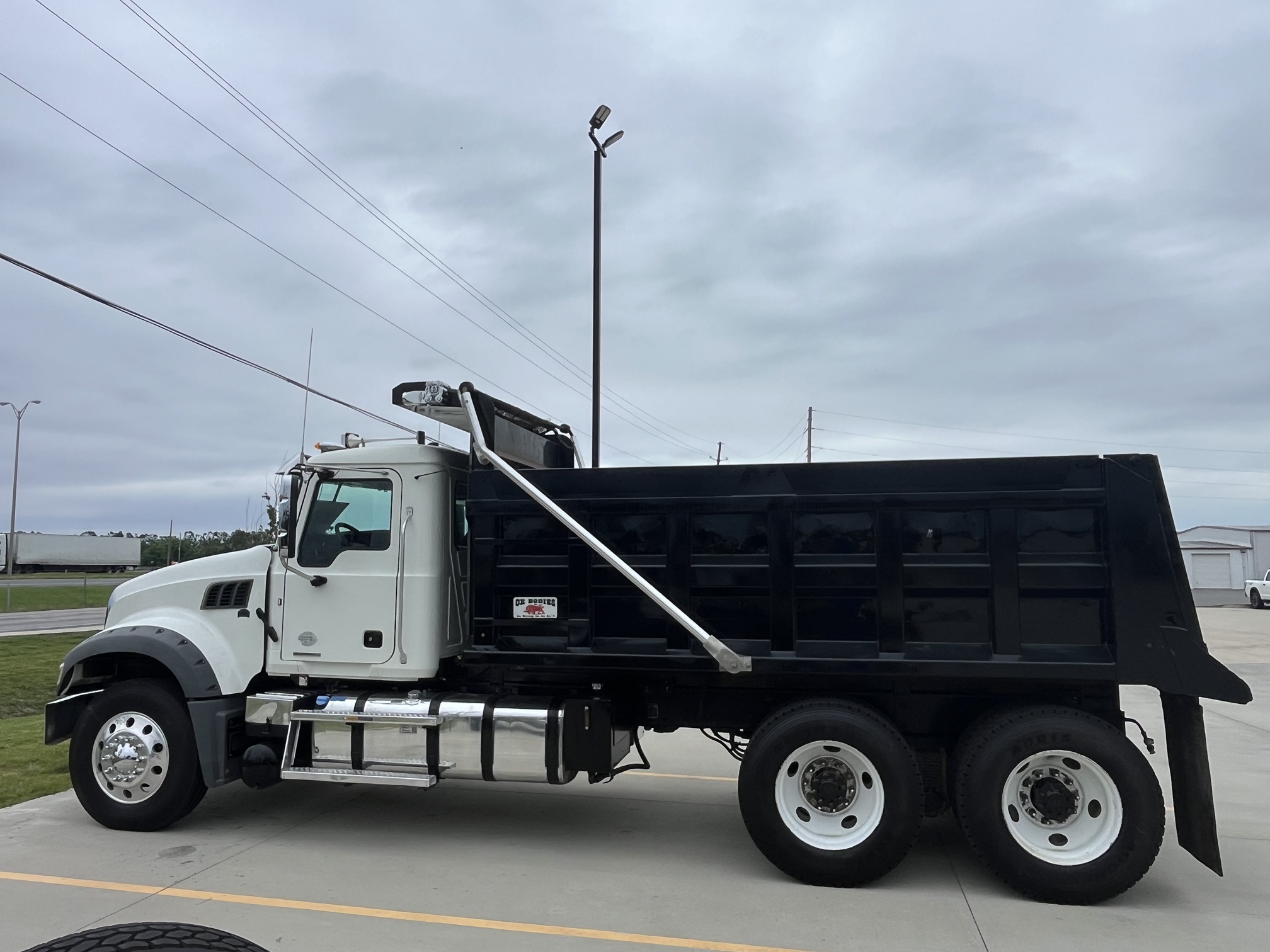 2020 Mack Granite in Monroe, LA — photo 8