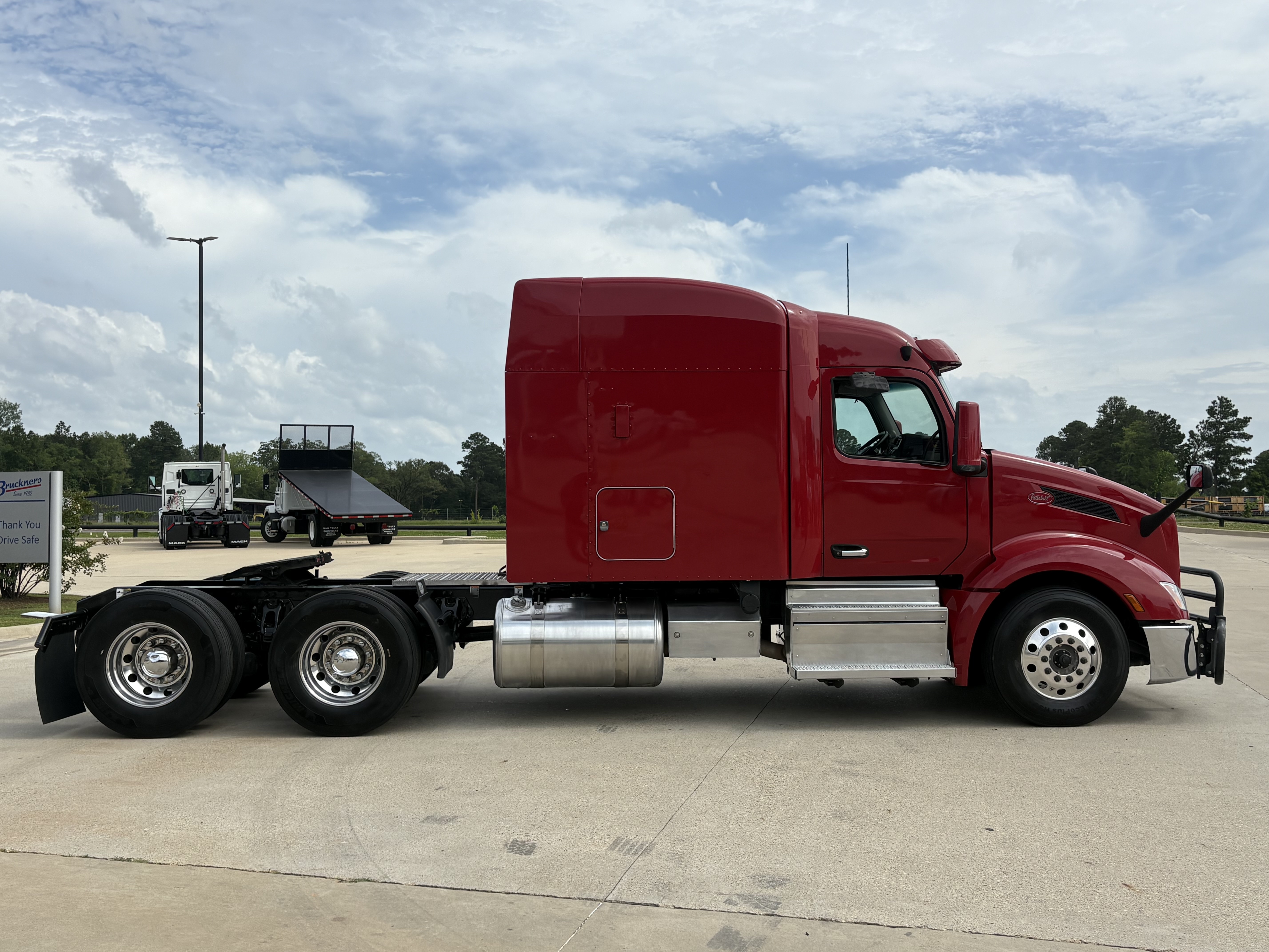 2023 Peterbilt 579 in Shreveport, LA — photo 4