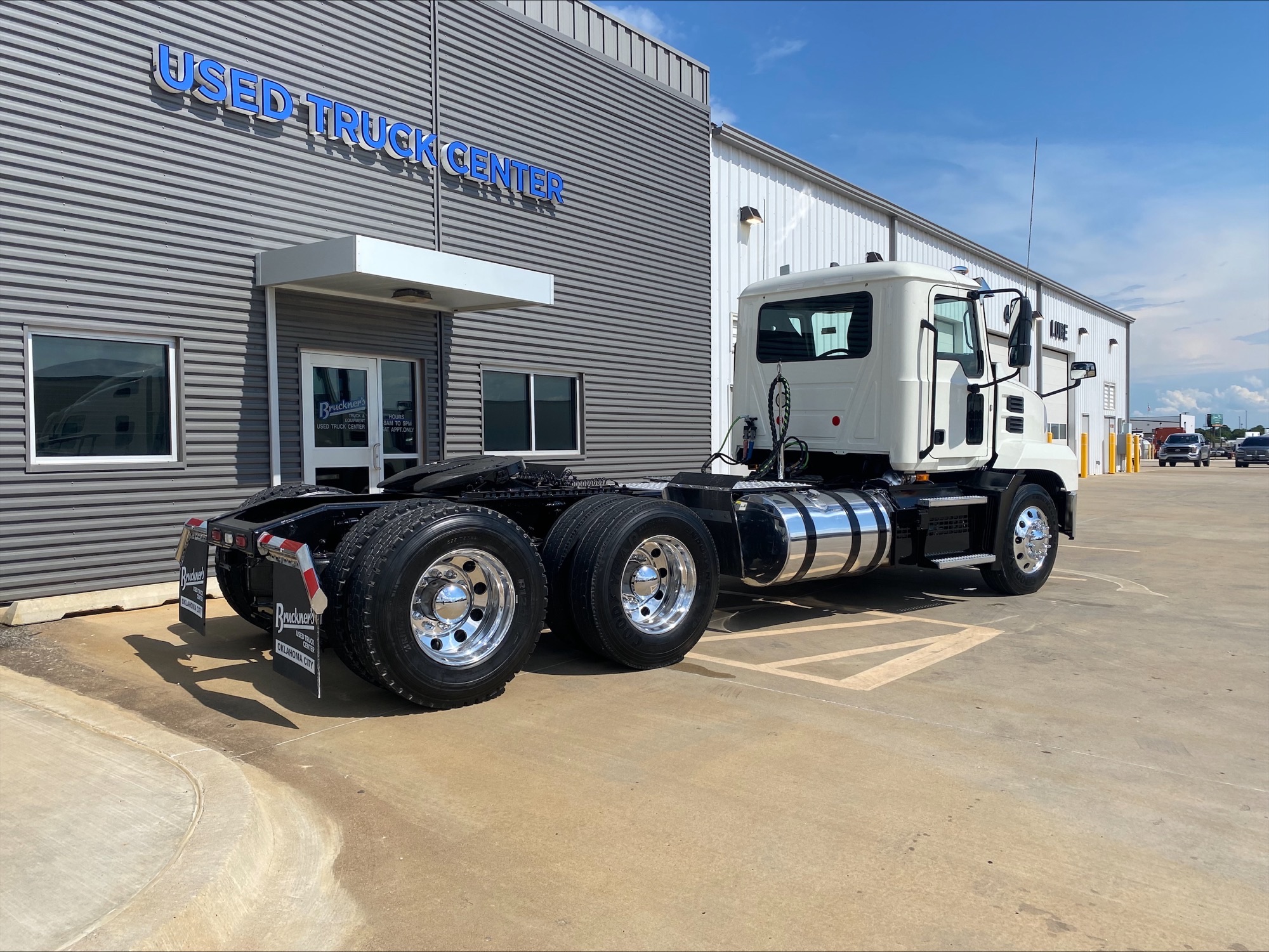 2021 Mack Anthem in Oklahoma City, OK — photo 5