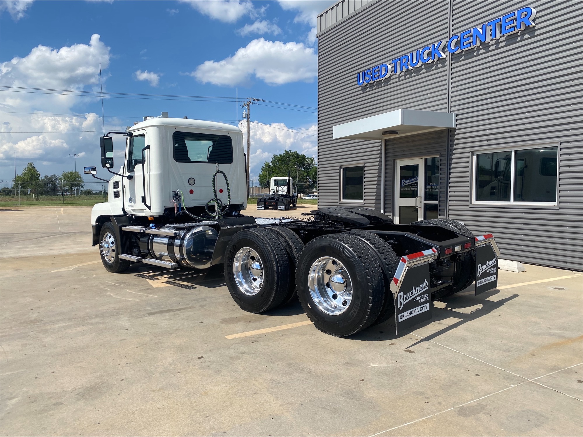 2021 Mack Anthem in Oklahoma City, OK — photo 7