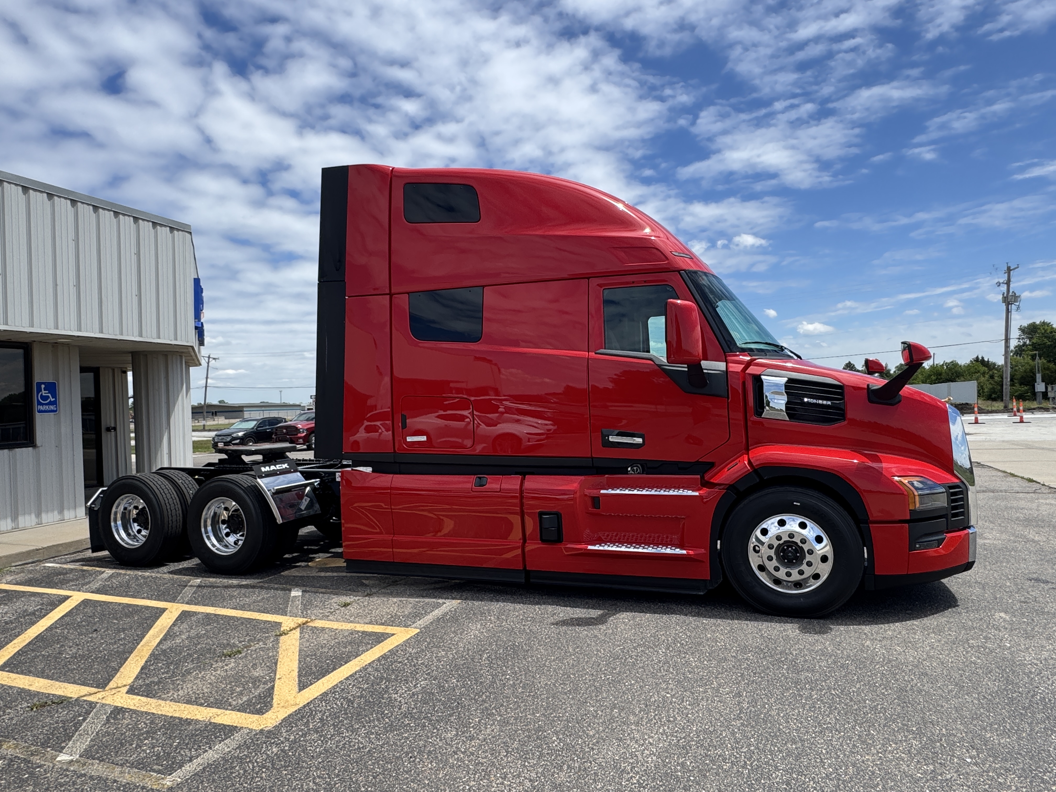 2027 Mack Pinnacle in Wichita, KS — photo 2