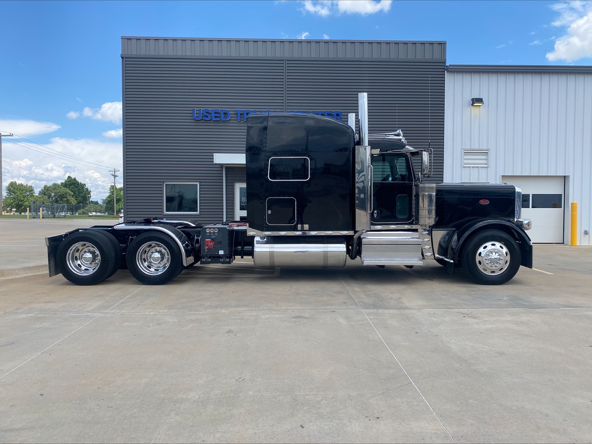 2019 Peterbilt 389 in Oklahoma City, OK — photo 4