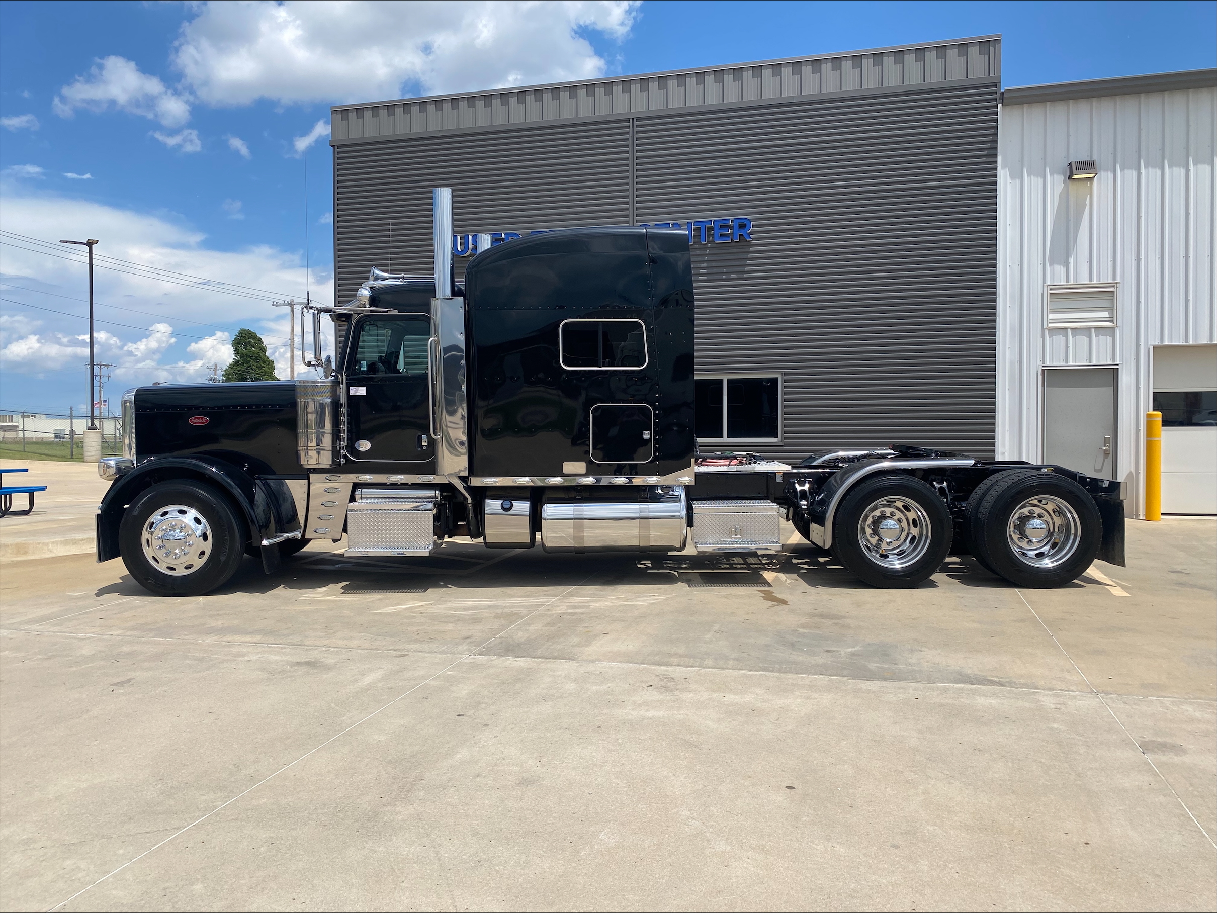 2019 Peterbilt 389 in Oklahoma City, OK — photo 8