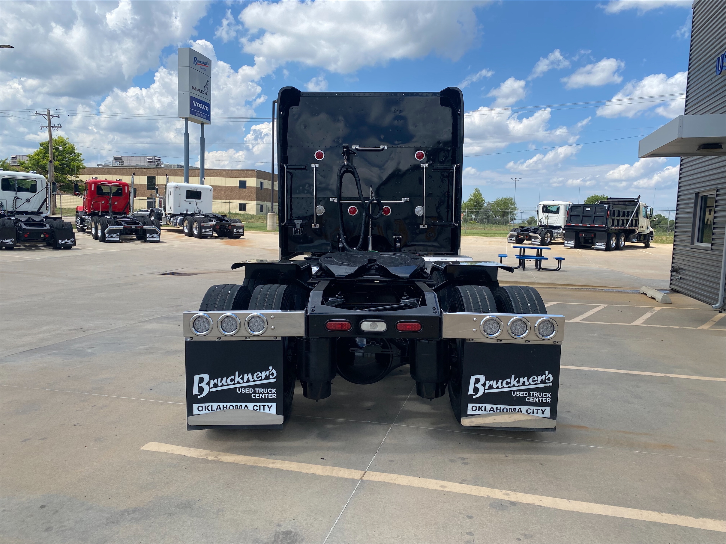 2019 Peterbilt 389 in Oklahoma City, OK — photo 6