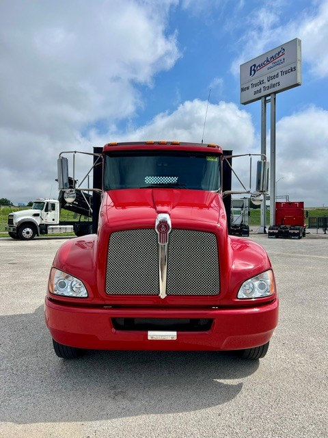 2022 Kenworth T270 in San Antonio, TX — photo 3