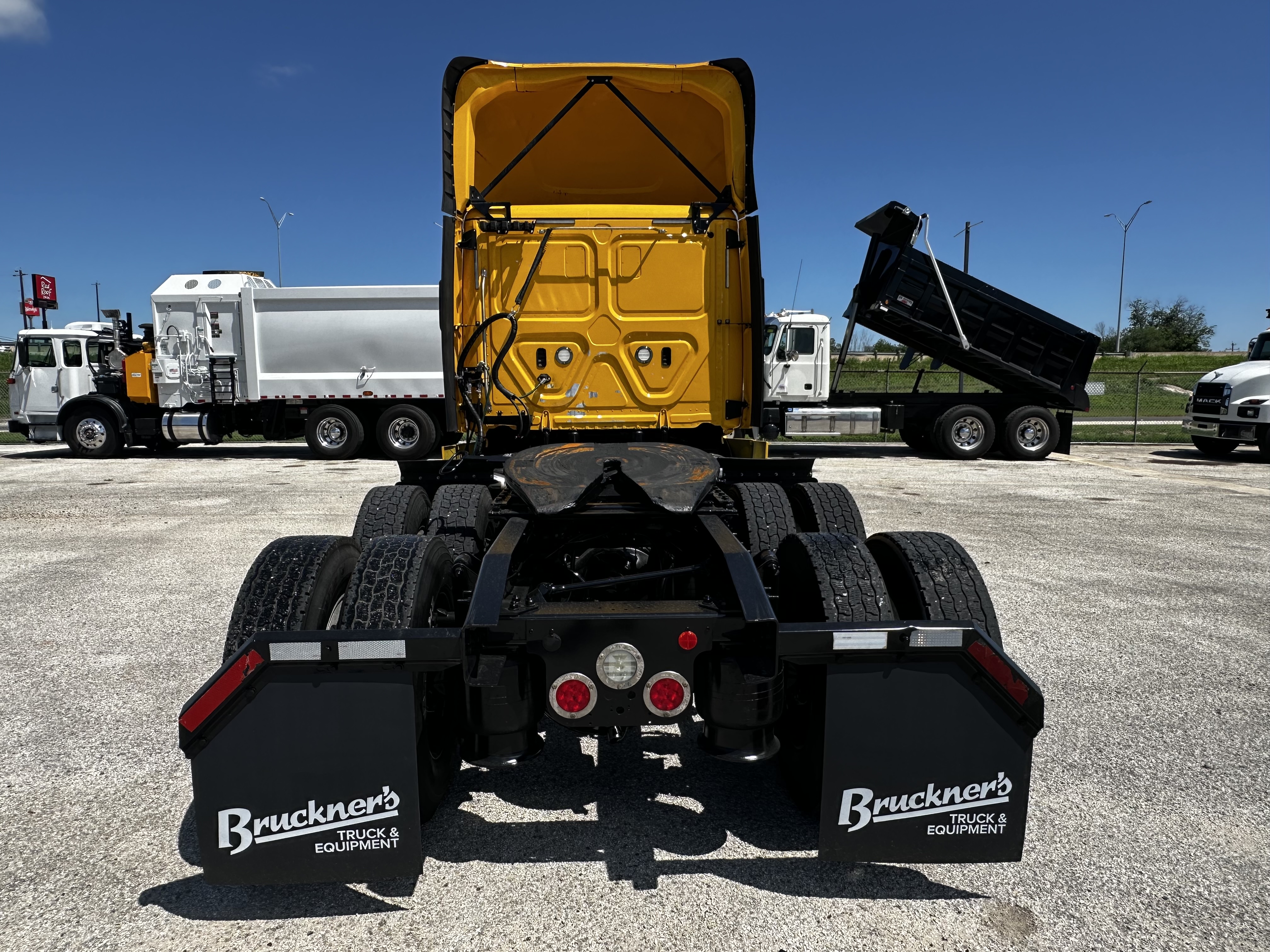 2019 Freightliner Cascadia in San Antonio, TX — photo 6