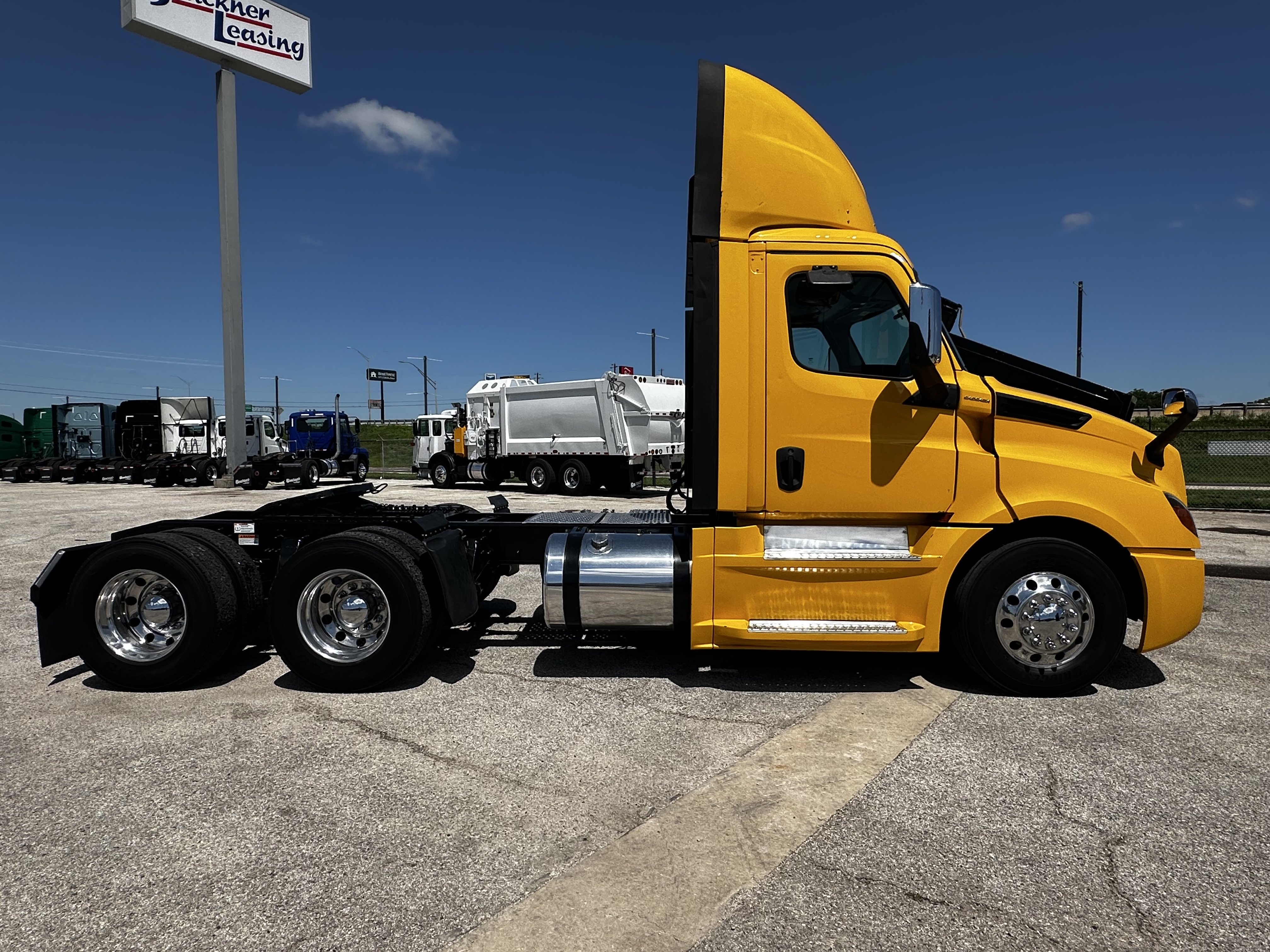 2019 Freightliner Cascadia in San Antonio, TX — photo 5