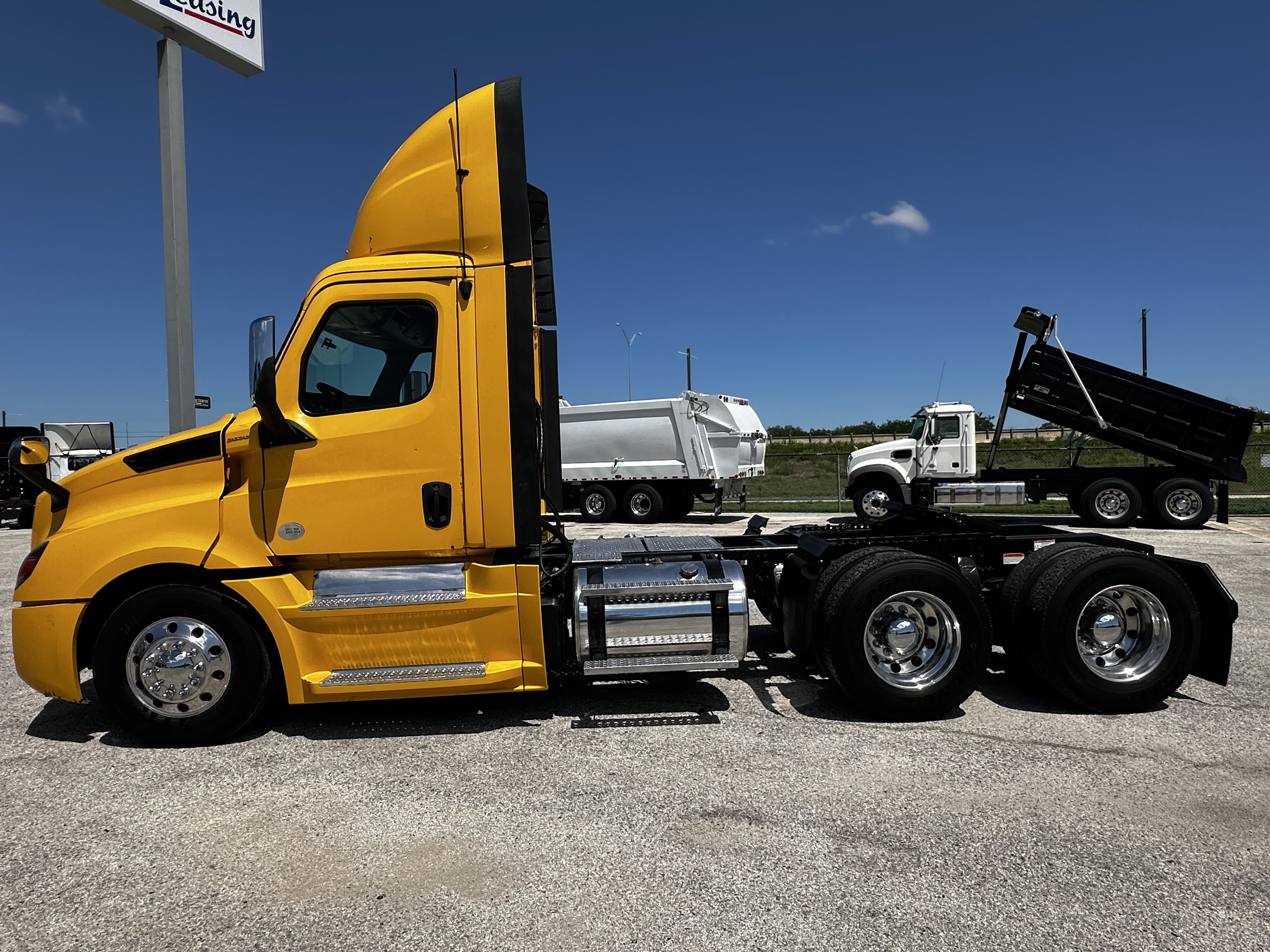 2019 Freightliner Cascadia in San Antonio, TX — photo 4