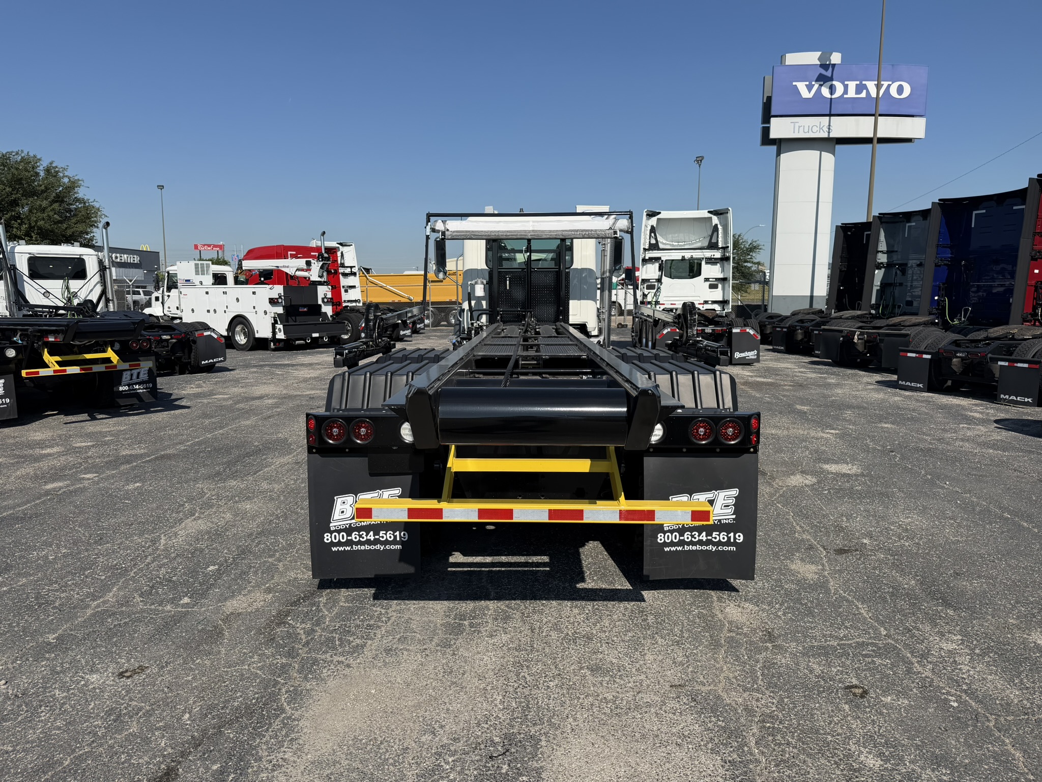 2026 Mack Granite in Fort Worth, TX — photo 5