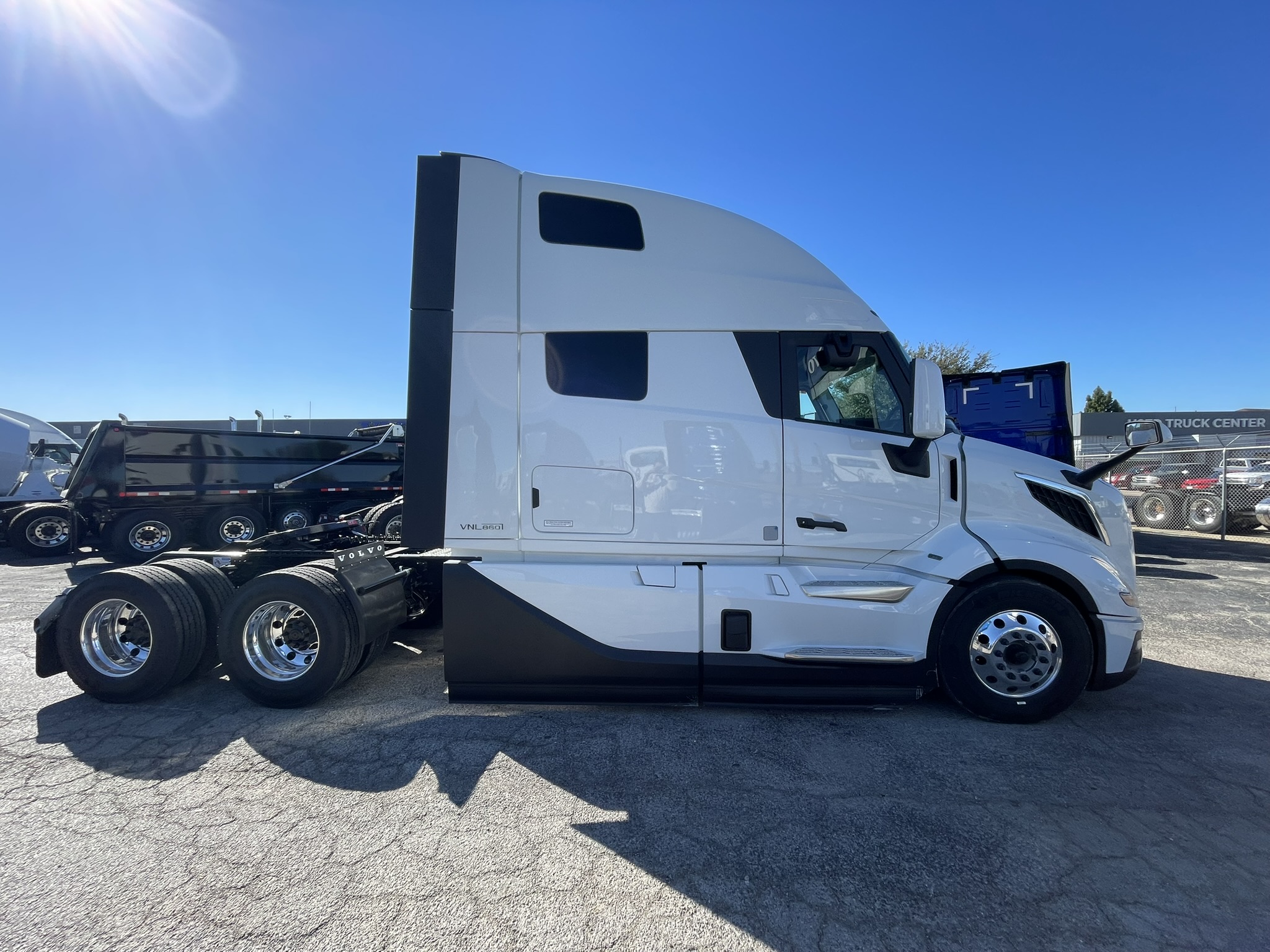 2026 Volvo in Fort Worth, TX — photo 4