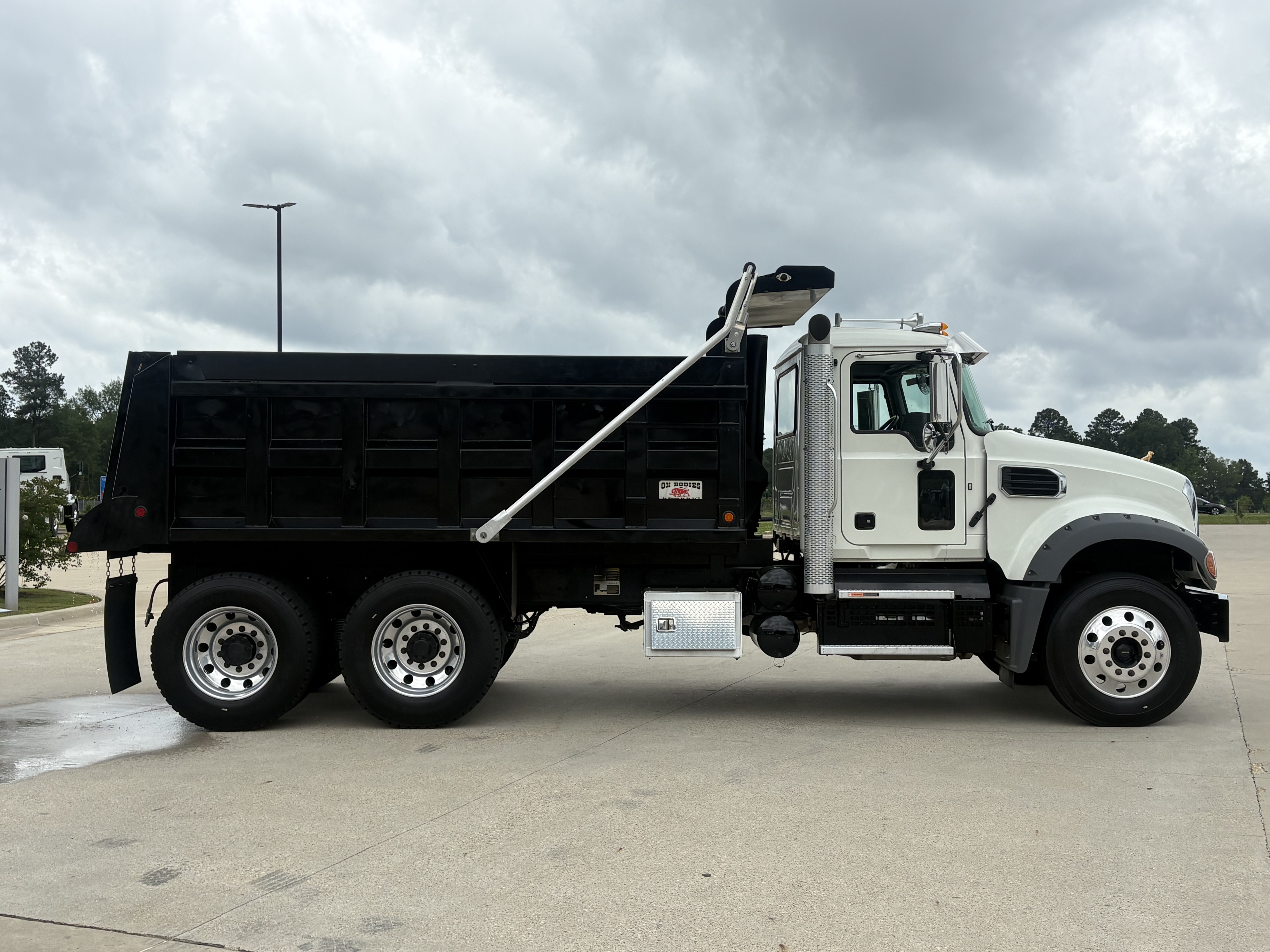 2025 Mack Granite in Shreveport, LA — photo 4