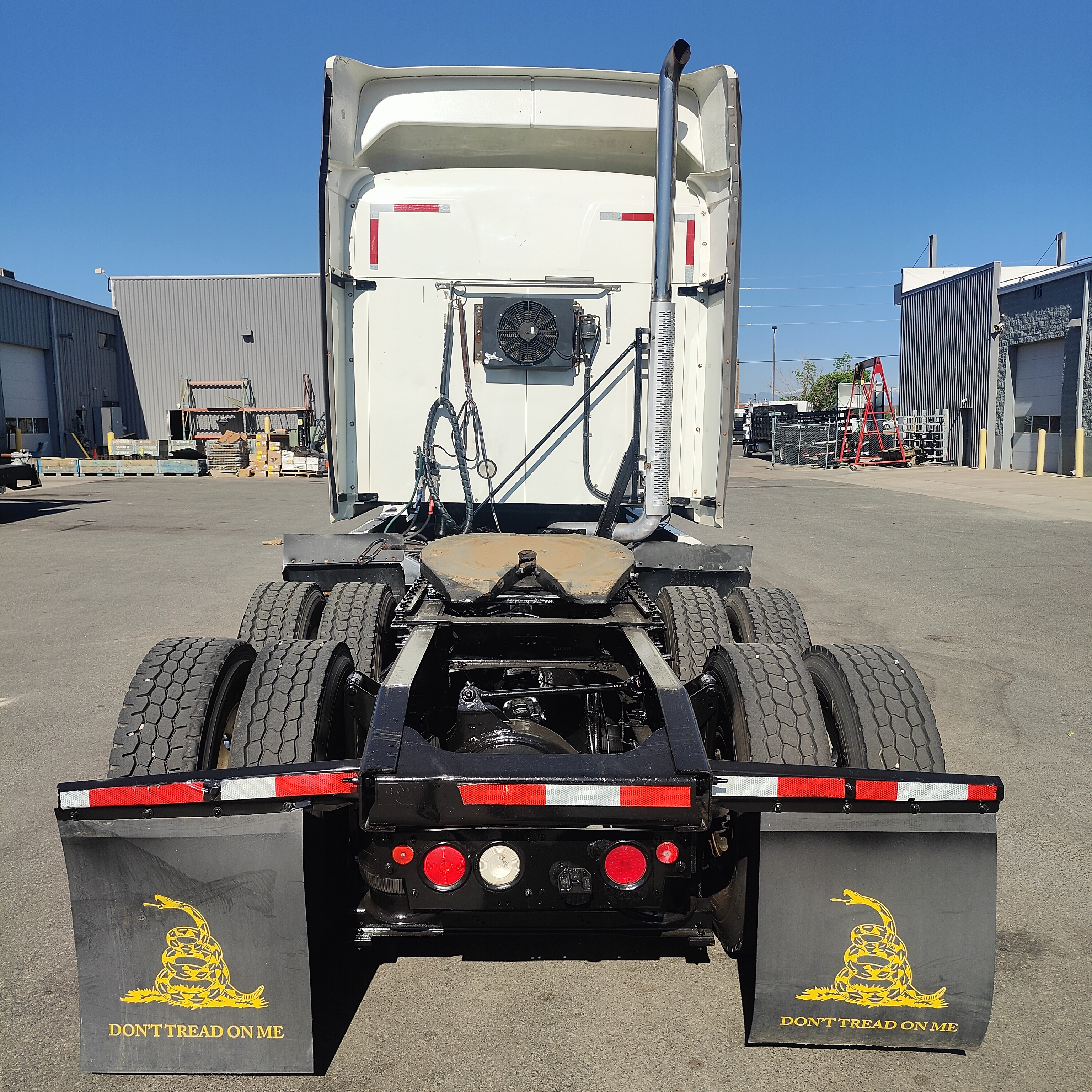 2016 Mack Pinnacle in Denver, CO — photo 4