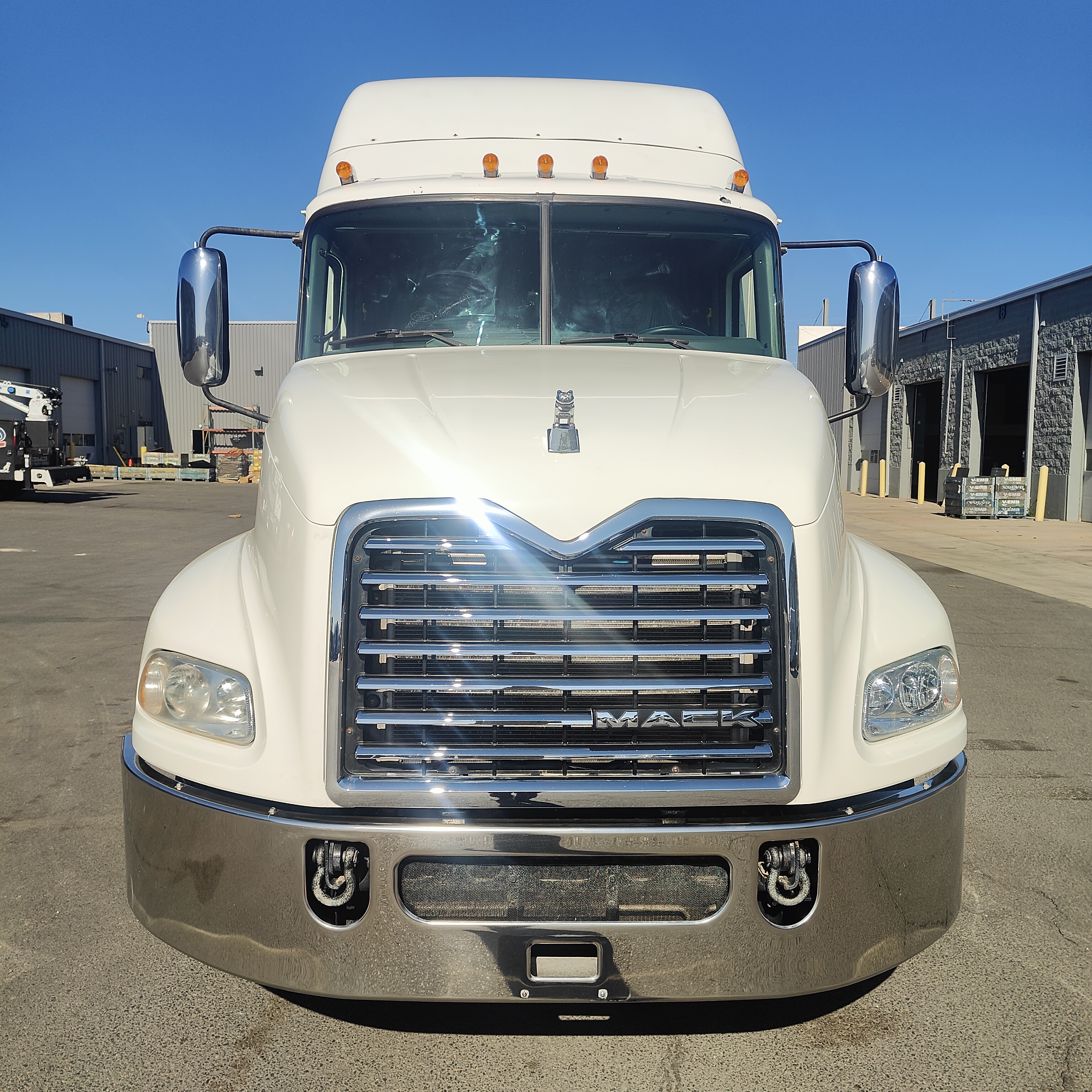 2016 Mack Pinnacle in Denver, CO — photo 8