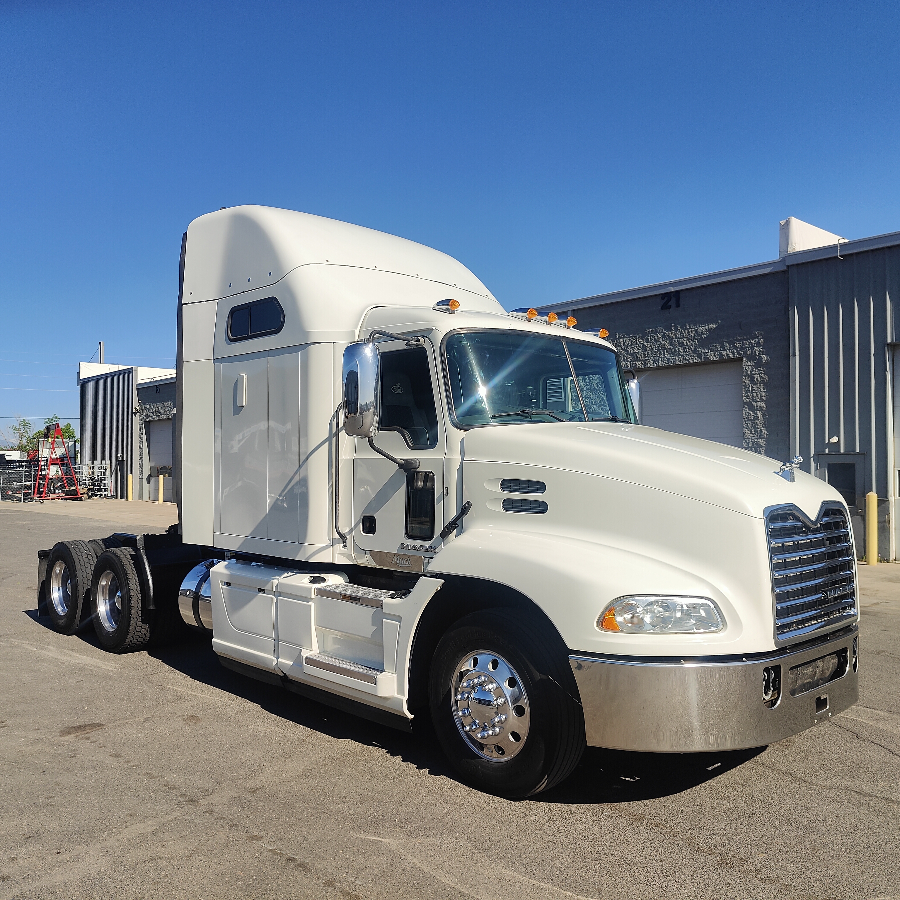 2016 Mack Pinnacle in Denver, CO — photo 7