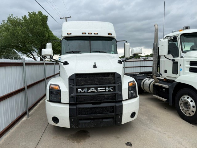 2019 Mack Anthem in Shreveport, LA — photo 2