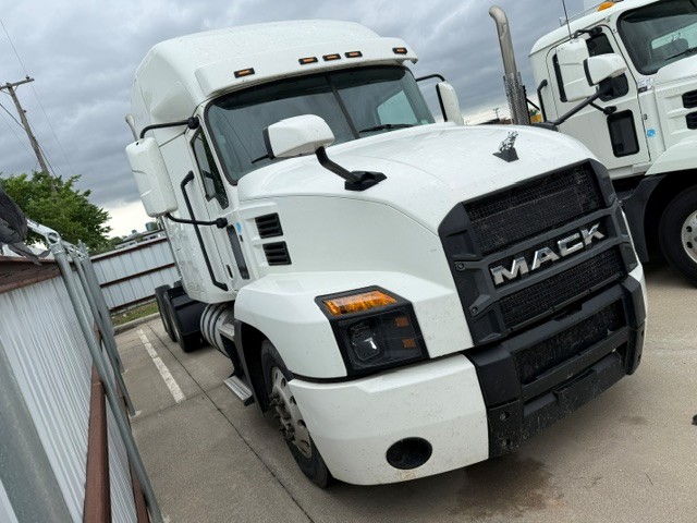 2019 Mack Anthem in Shreveport, LA — photo 3