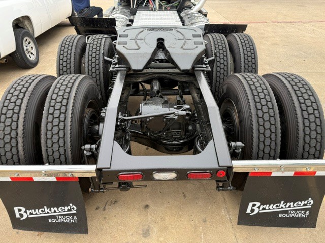 2019 Mack Pinnacle in San Antonio, TX — photo 4