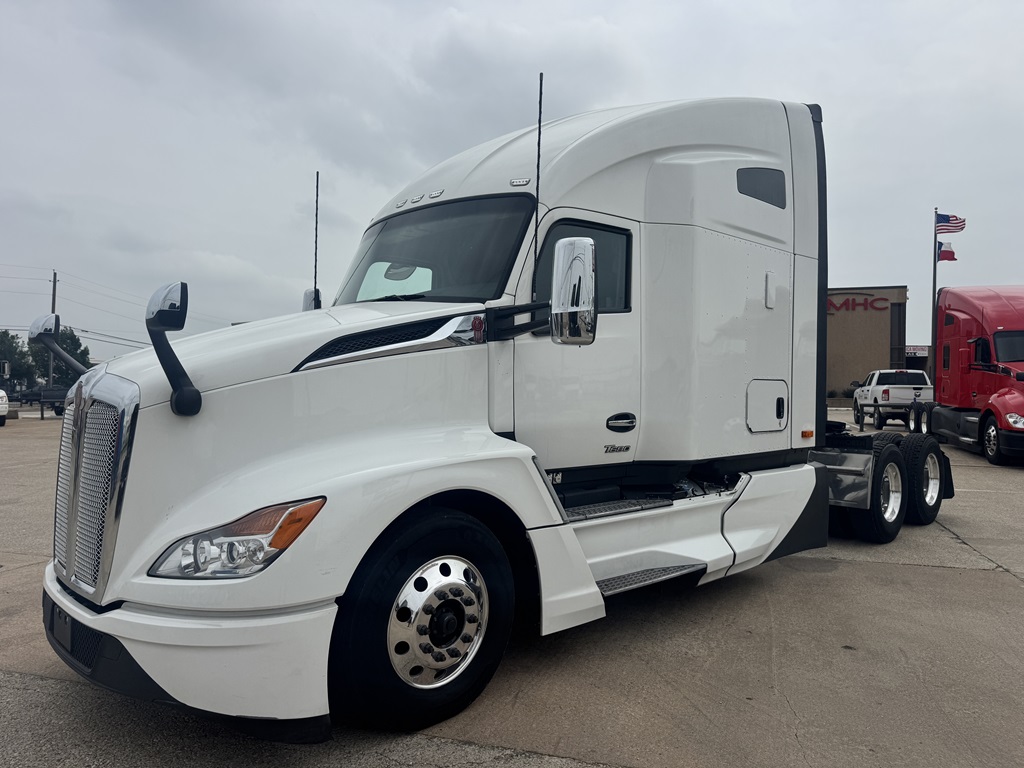2022 Kenworth T680 in Shreveport, LA