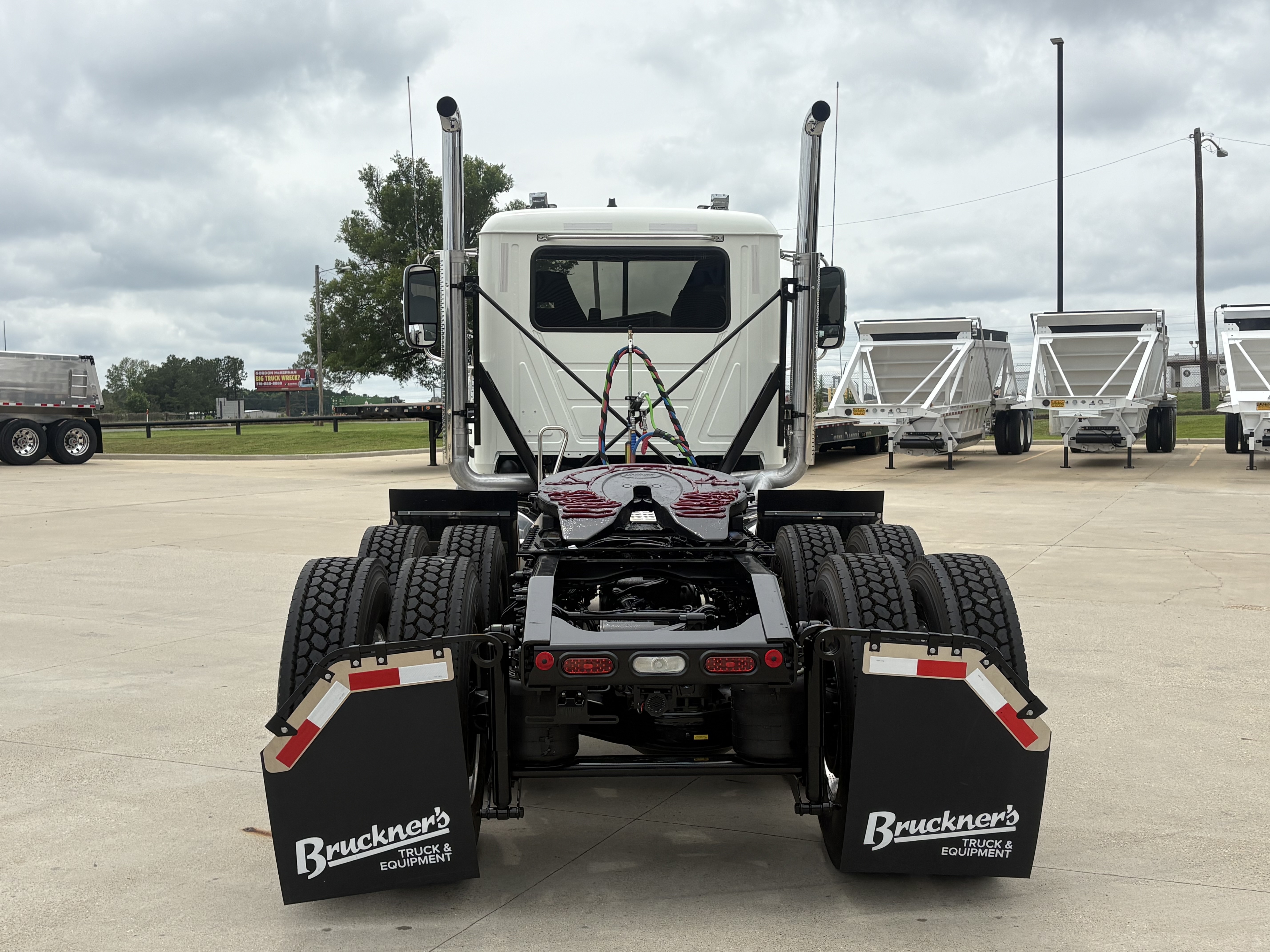 2027 Mack Pinnacle in Shreveport, LA — photo 5