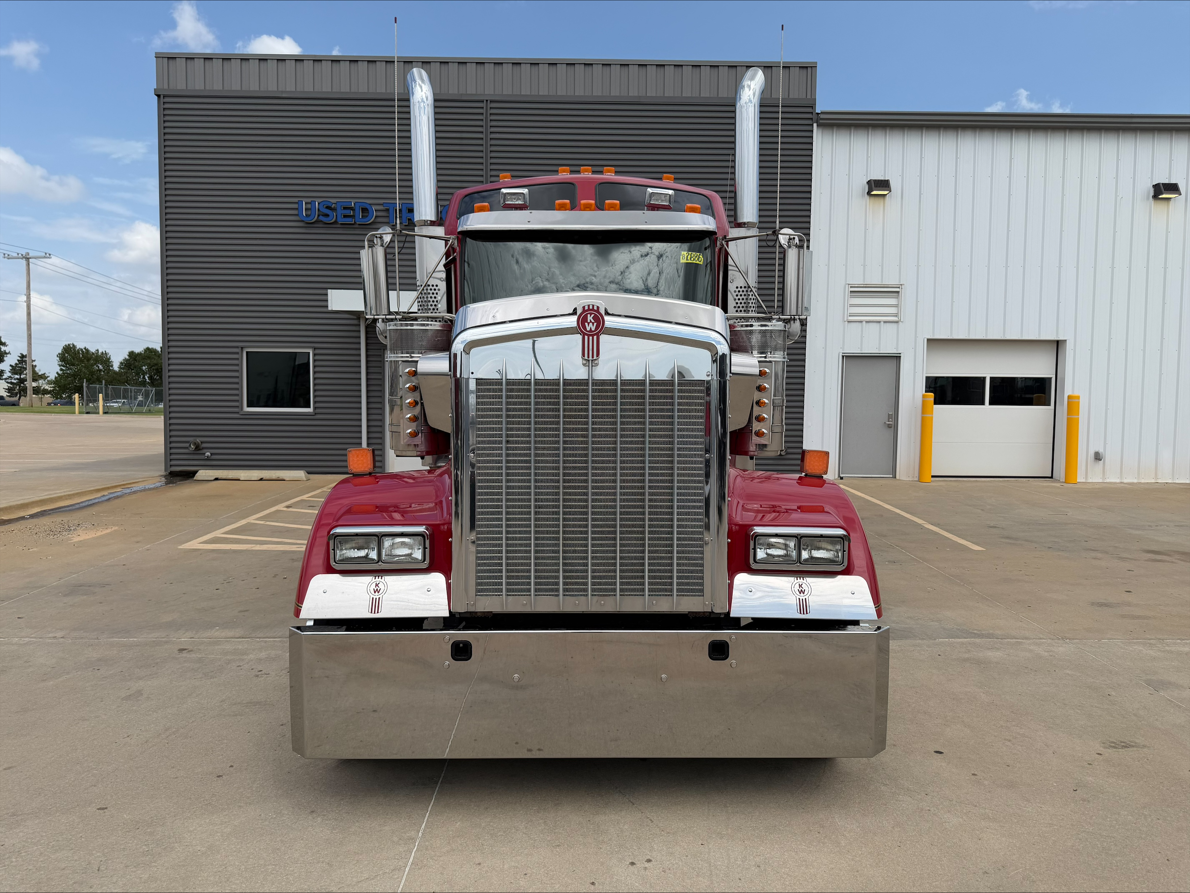 2021 Kenworth W900 in Oklahoma City, OK — photo 2