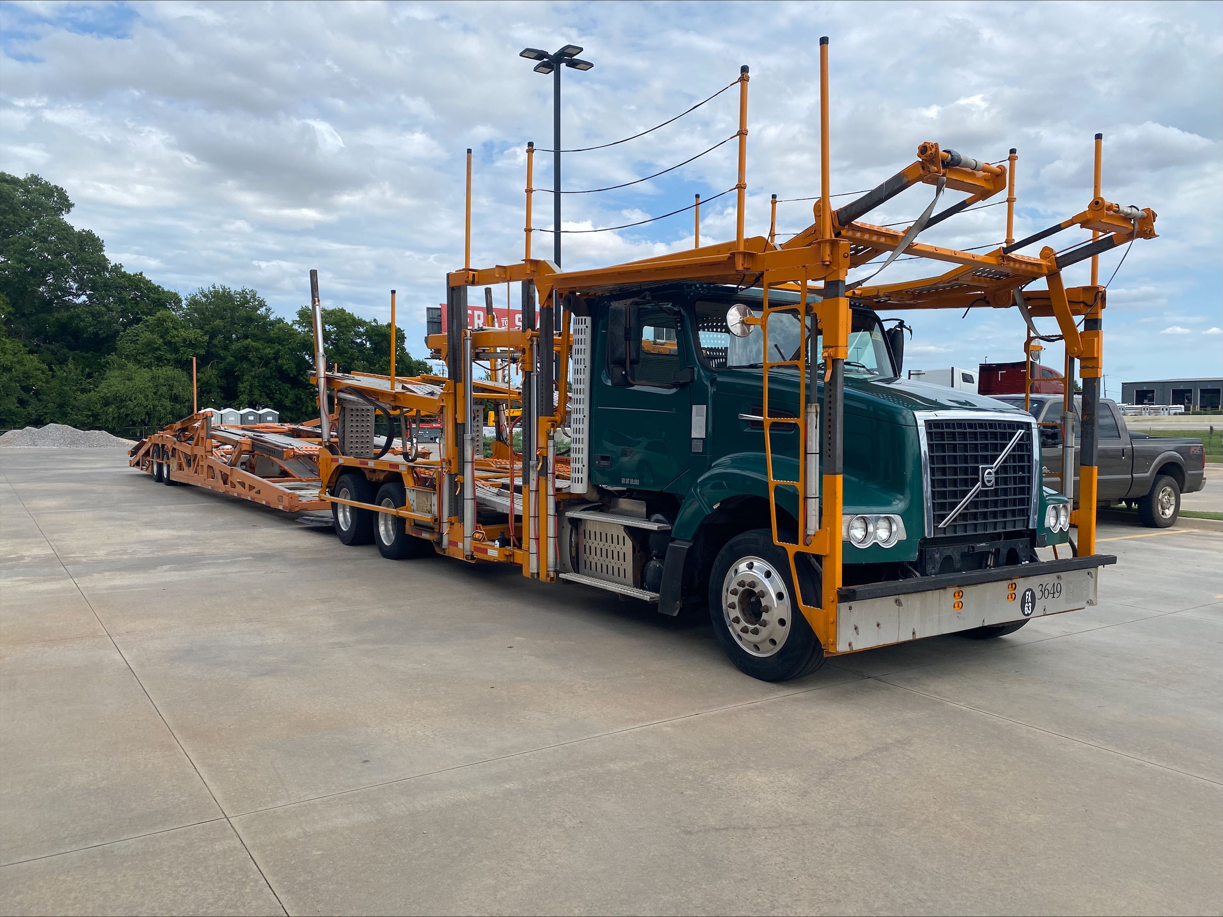 2014 Volvo in Oklahoma City, OK — photo 3