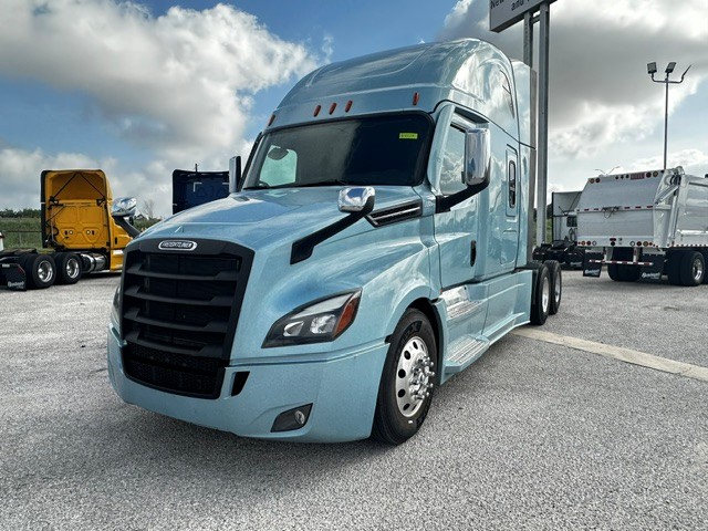 2023 Freightliner Cascadia in San Antonio, TX