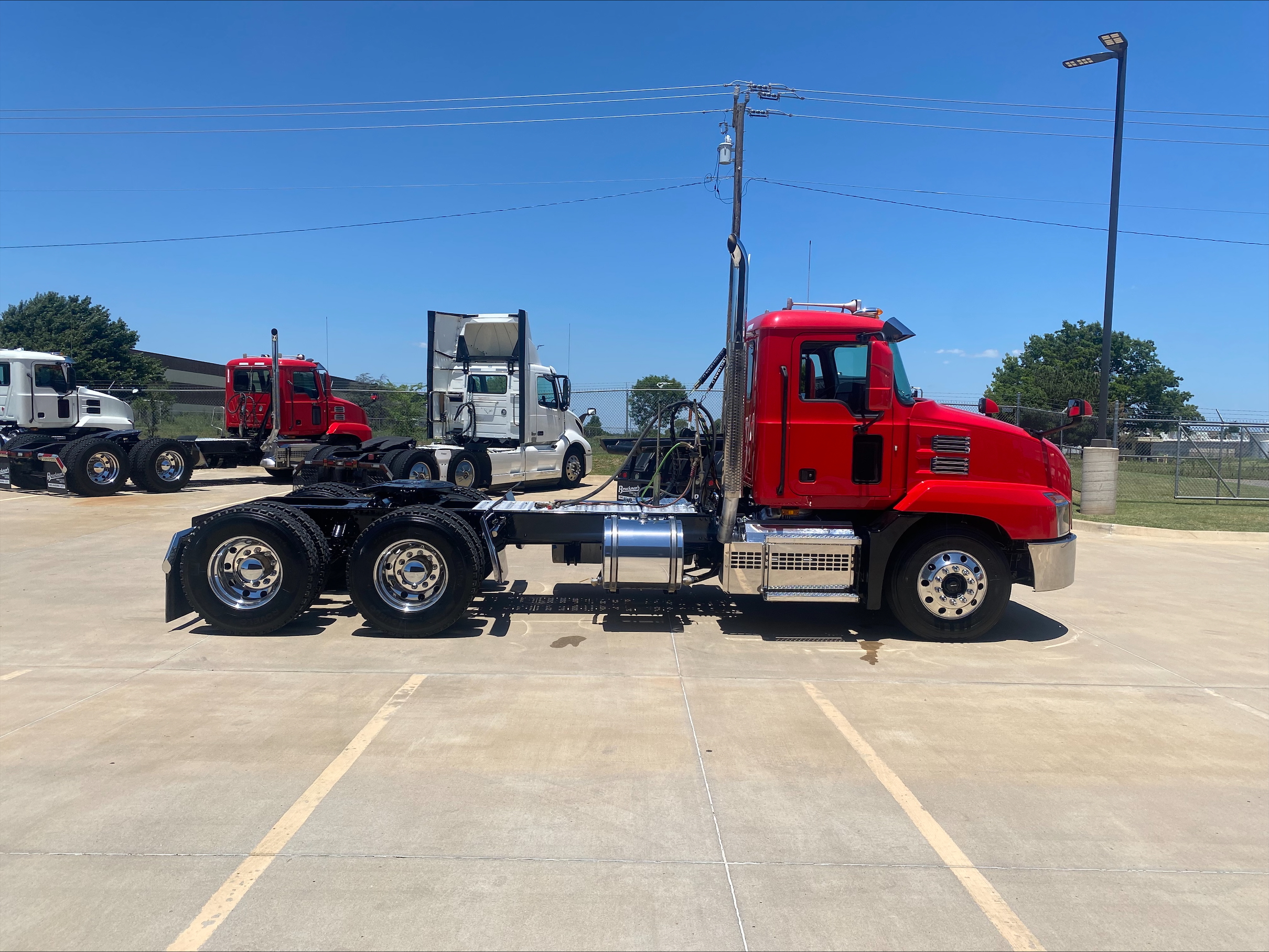 2021 Mack Anthem in Enid, OK — photo 4