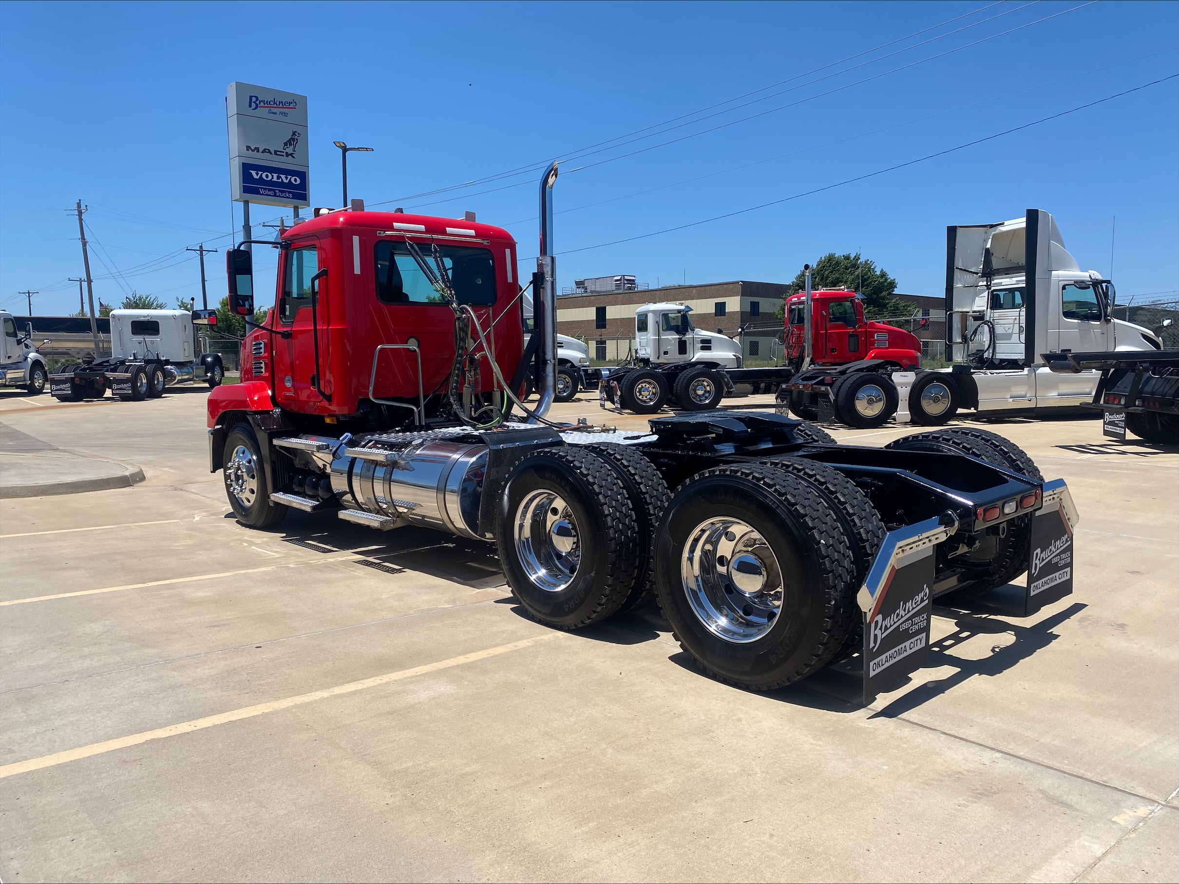 2021 Mack Anthem in Enid, OK — photo 7