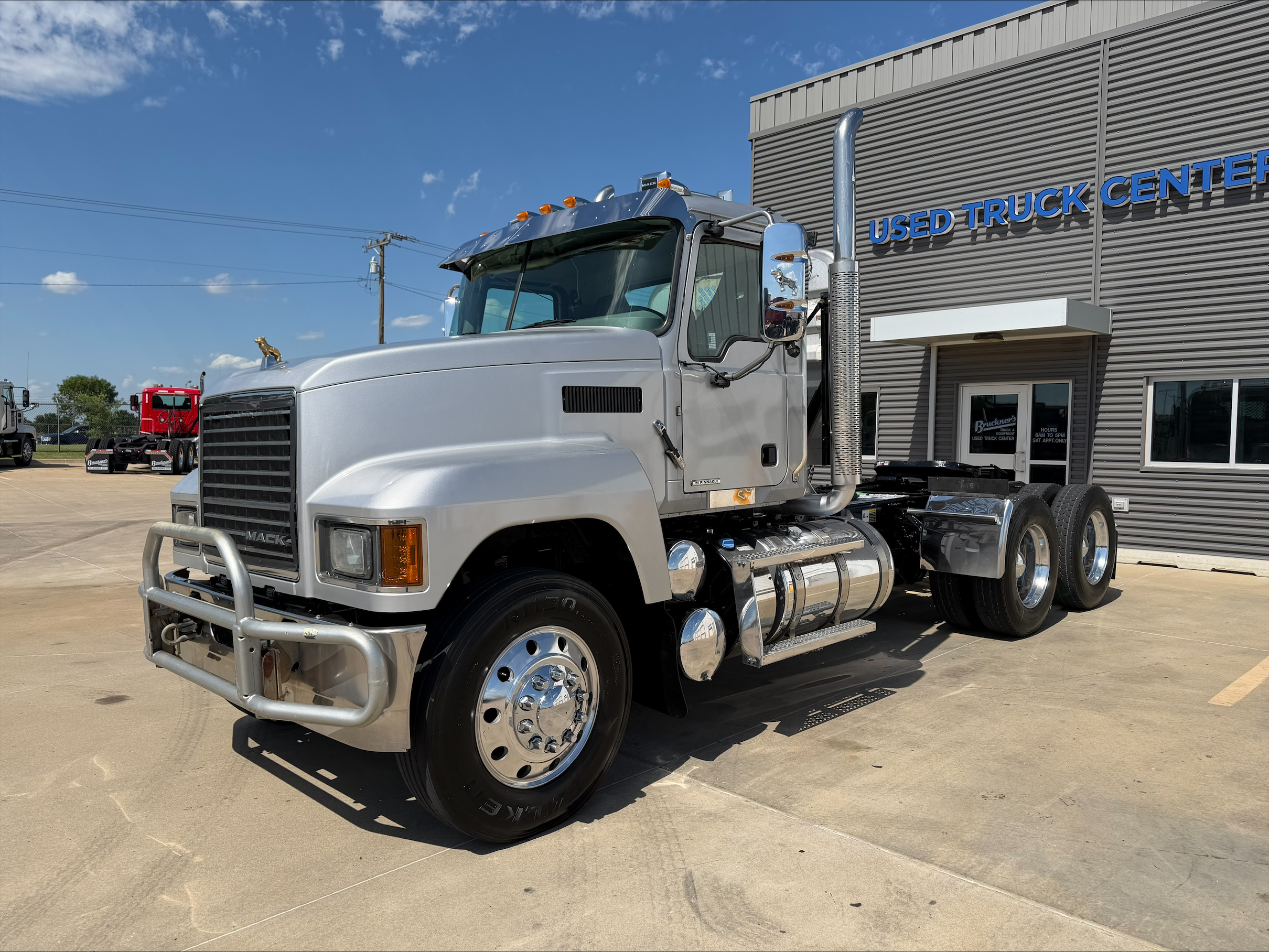 2019 Mack Pinnacle in Oklahoma City, OK