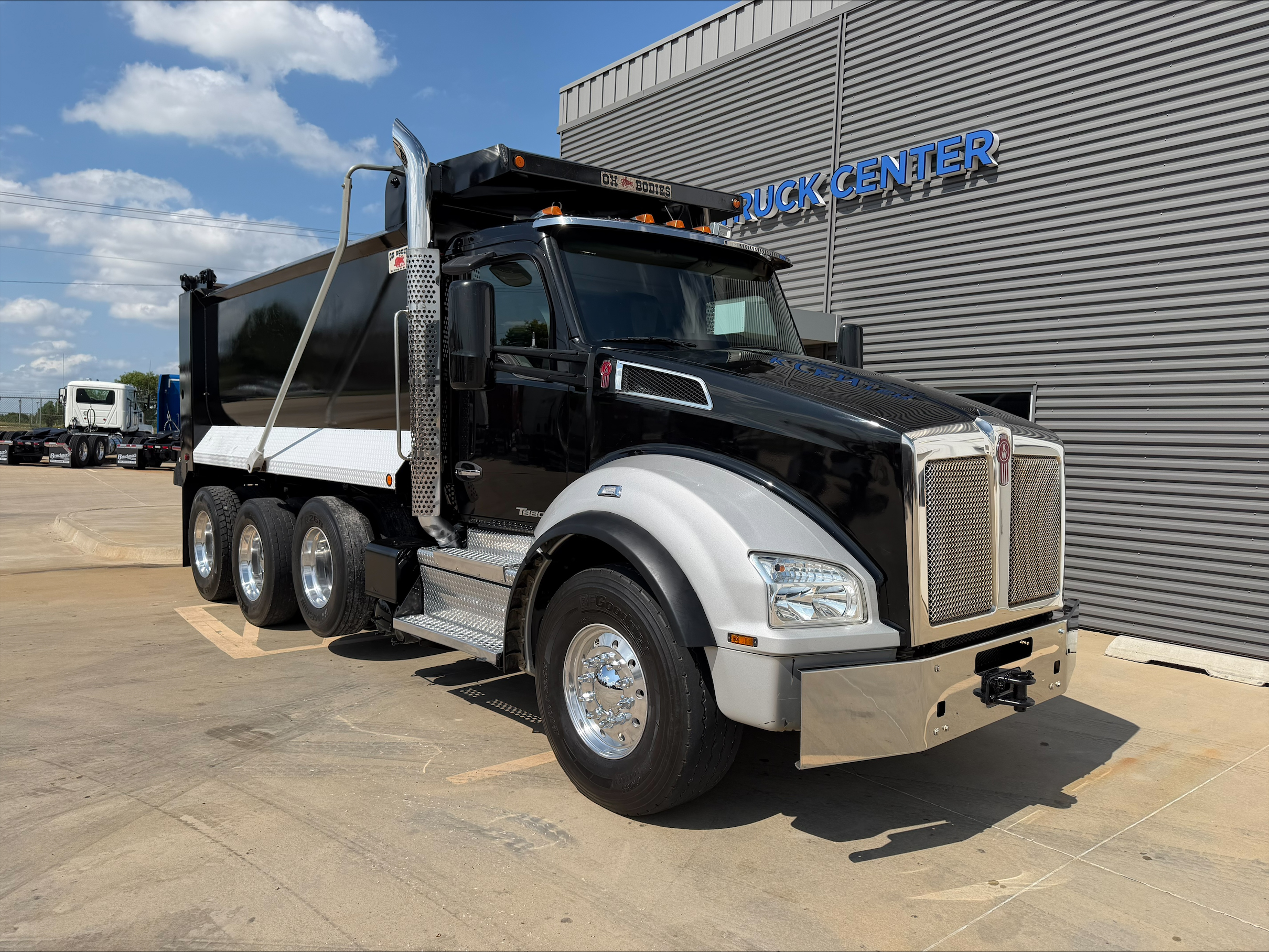 2020 Kenworth T880 in Oklahoma City, OK — photo 3