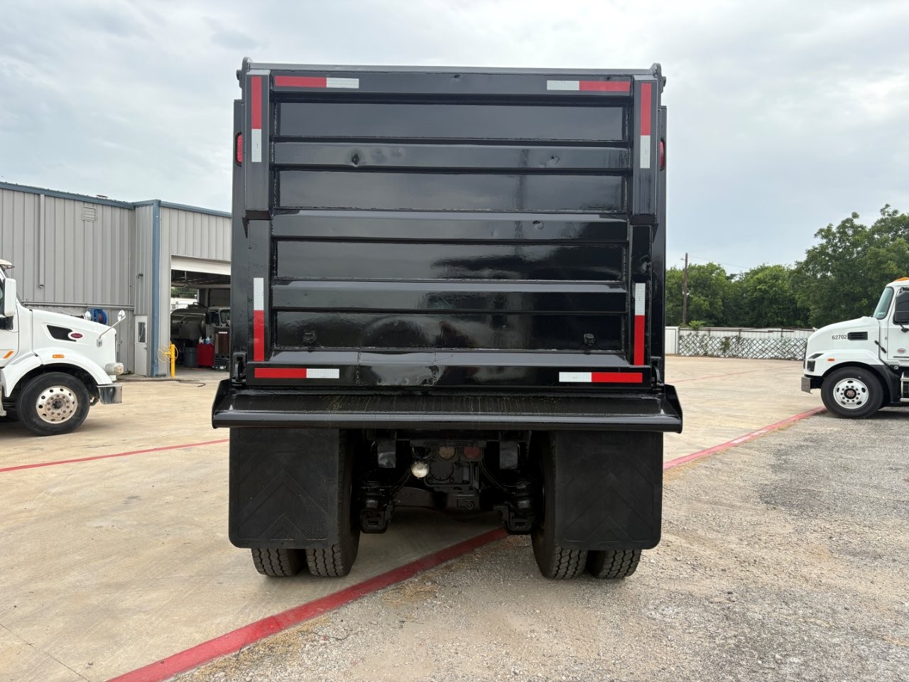 2021 Mack Granite in Dallas Irving Blvd, TX — photo 6