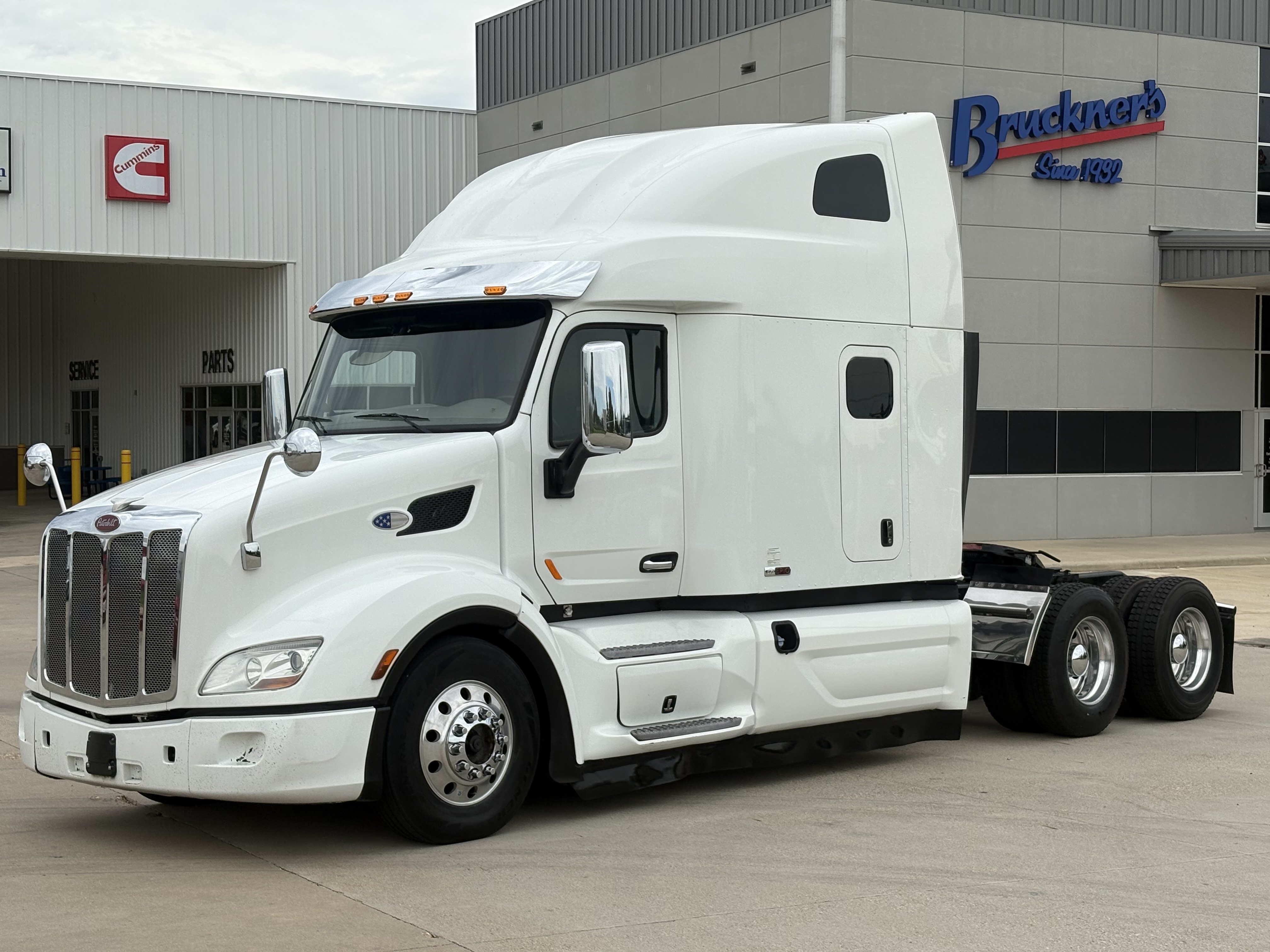 2020 Peterbilt 579 in Shreveport, LA