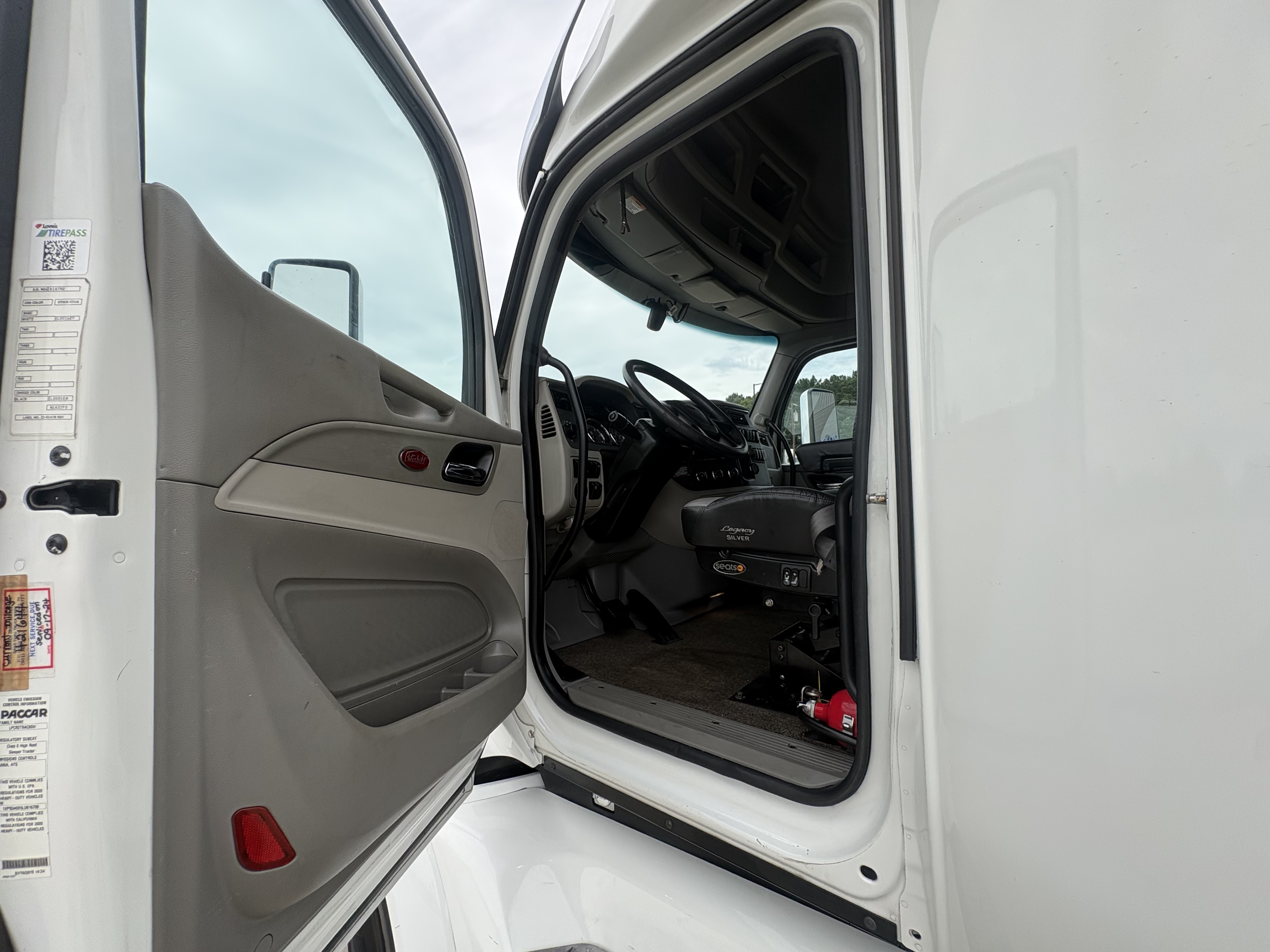 2020 Peterbilt 579 in Shreveport, LA — photo 8