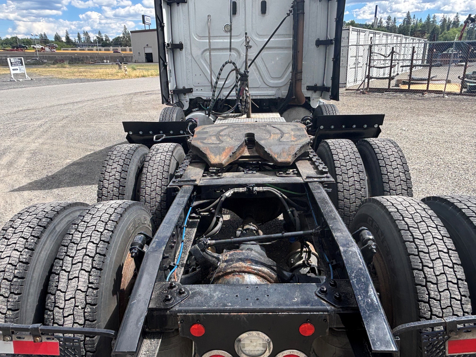 2021 Freightliner Cascadia in Spokane, WA — photo 8