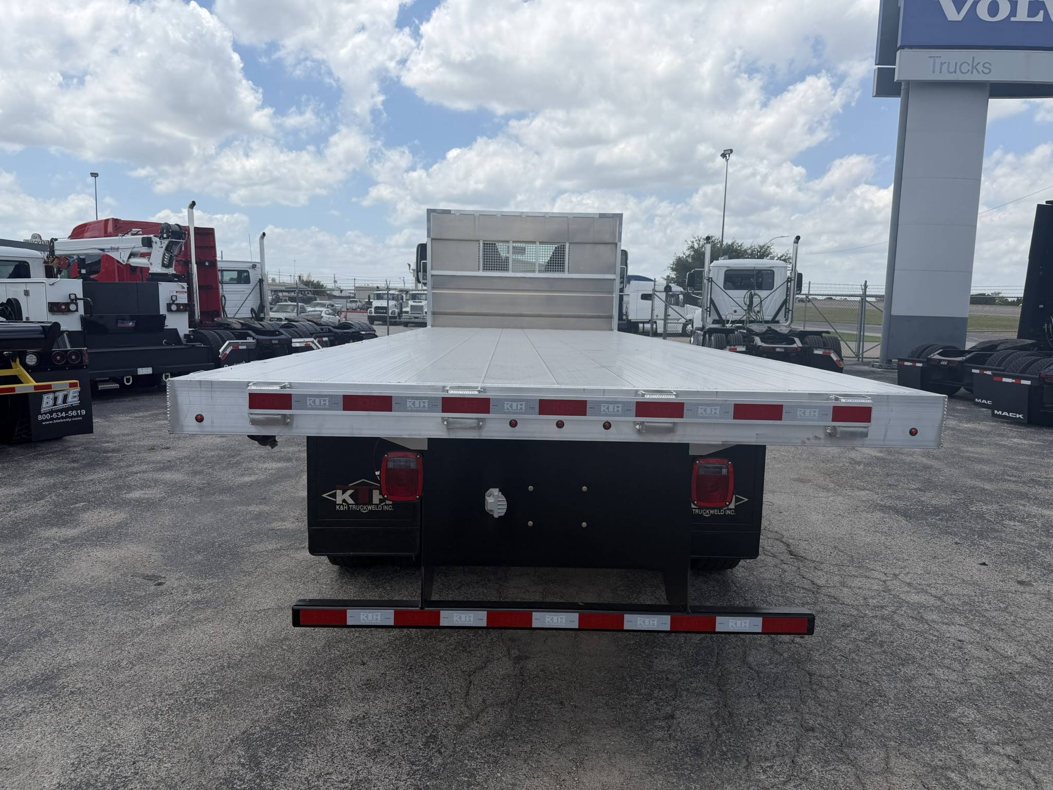 2026 Mack MD in Fort Worth, TX — photo 5