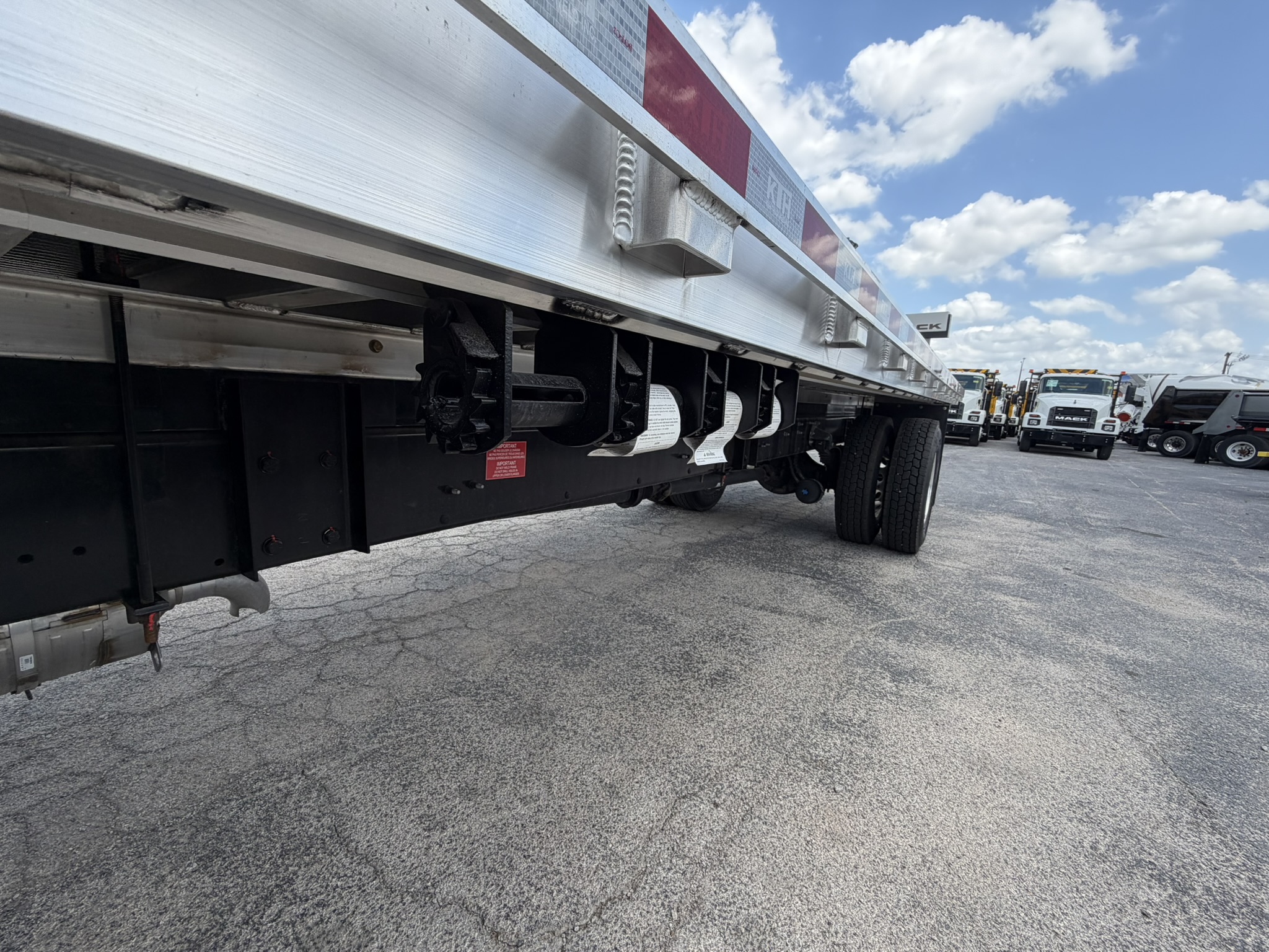 2026 Mack MD in Fort Worth, TX — photo 7