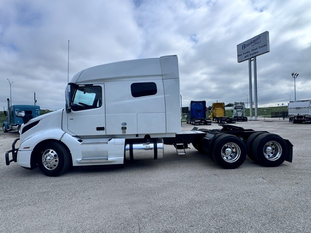 2021 Mack in San Antonio, TX — photo 6