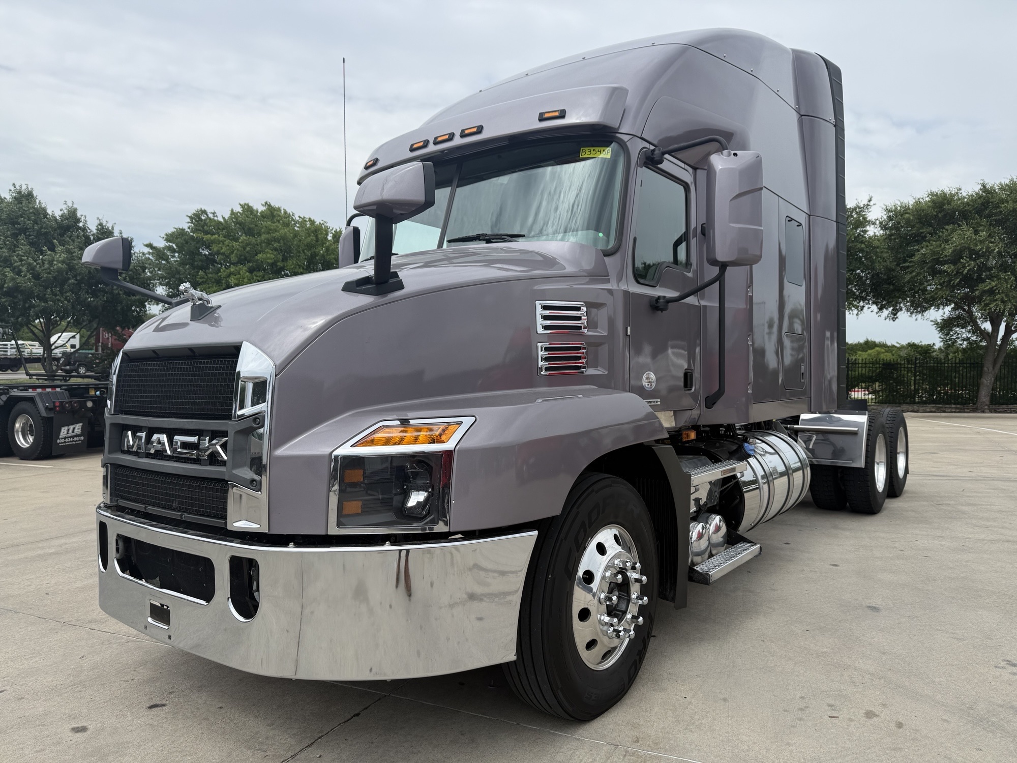 2023 Mack Anthem in TX