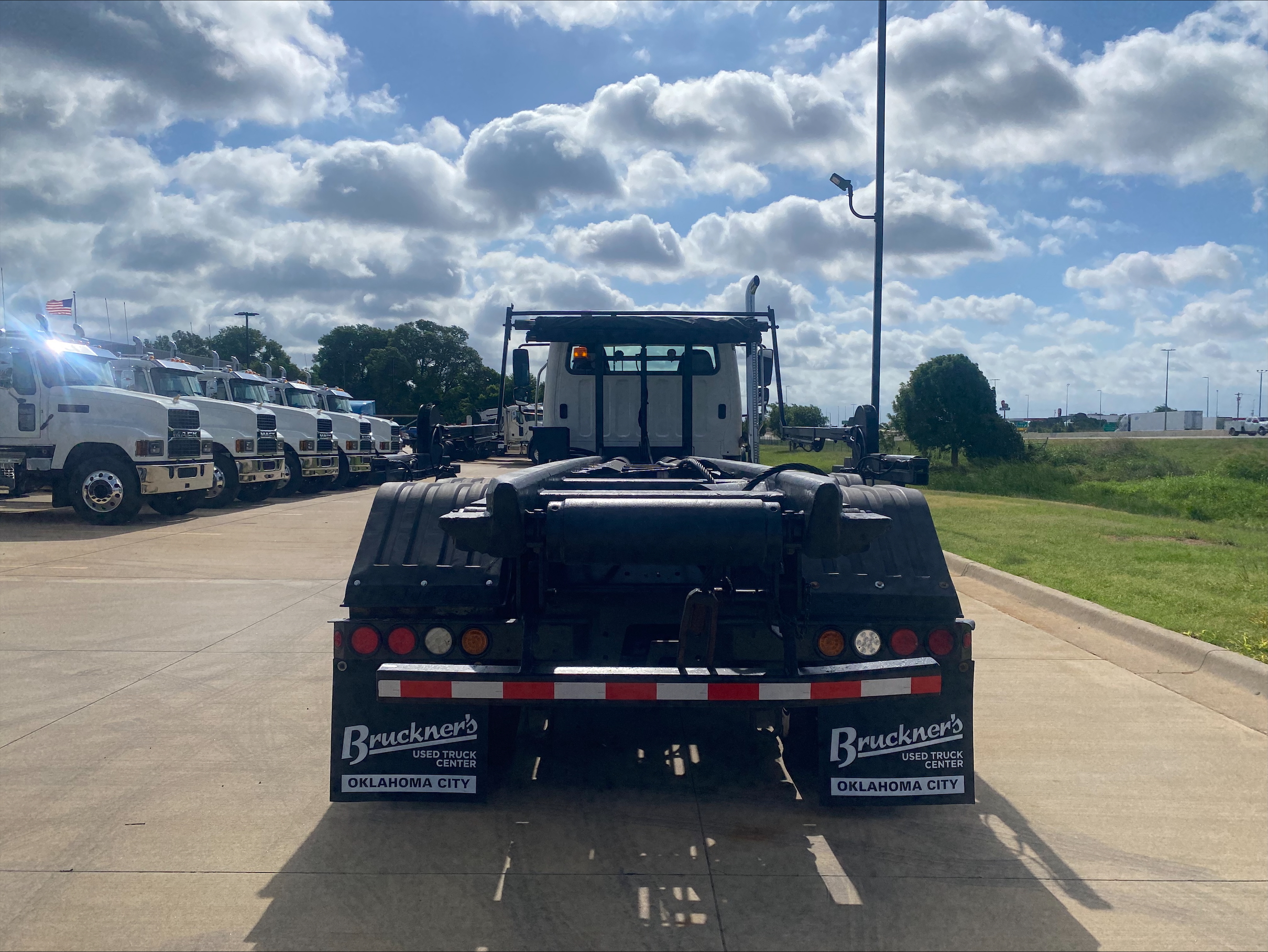 2019 Freightliner eM2 in Oklahoma City, OK — photo 6