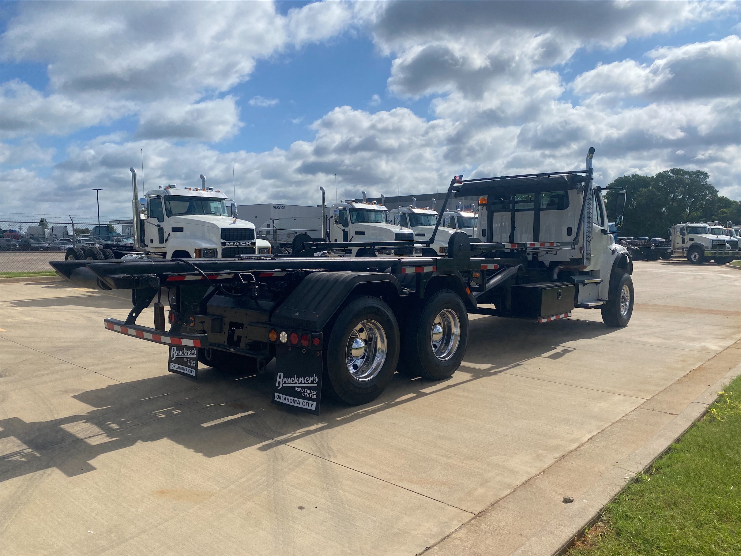 2019 Freightliner eM2 in Oklahoma City, OK — photo 5