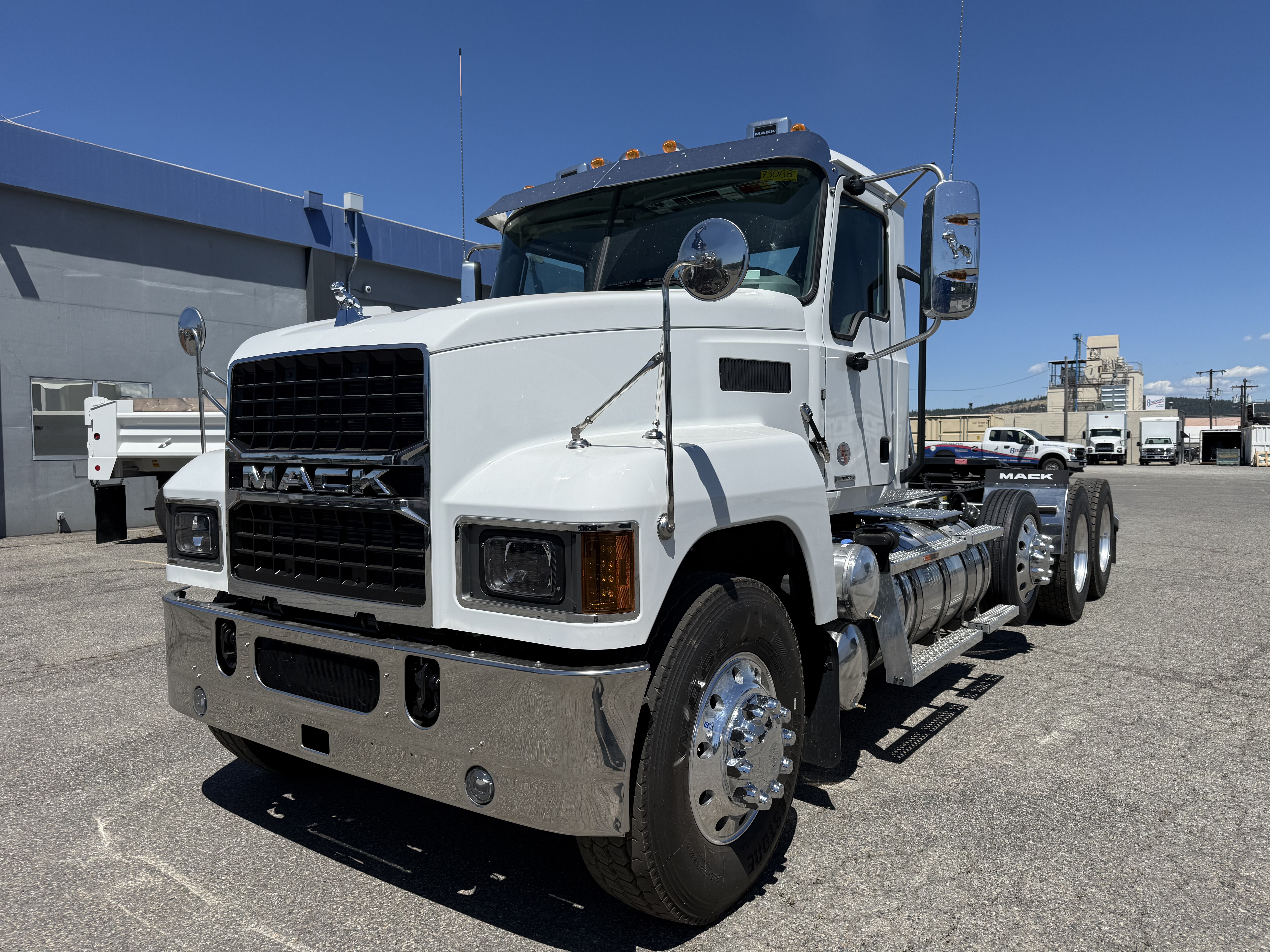 2027 Mack Pinnacle in Spokane, WA