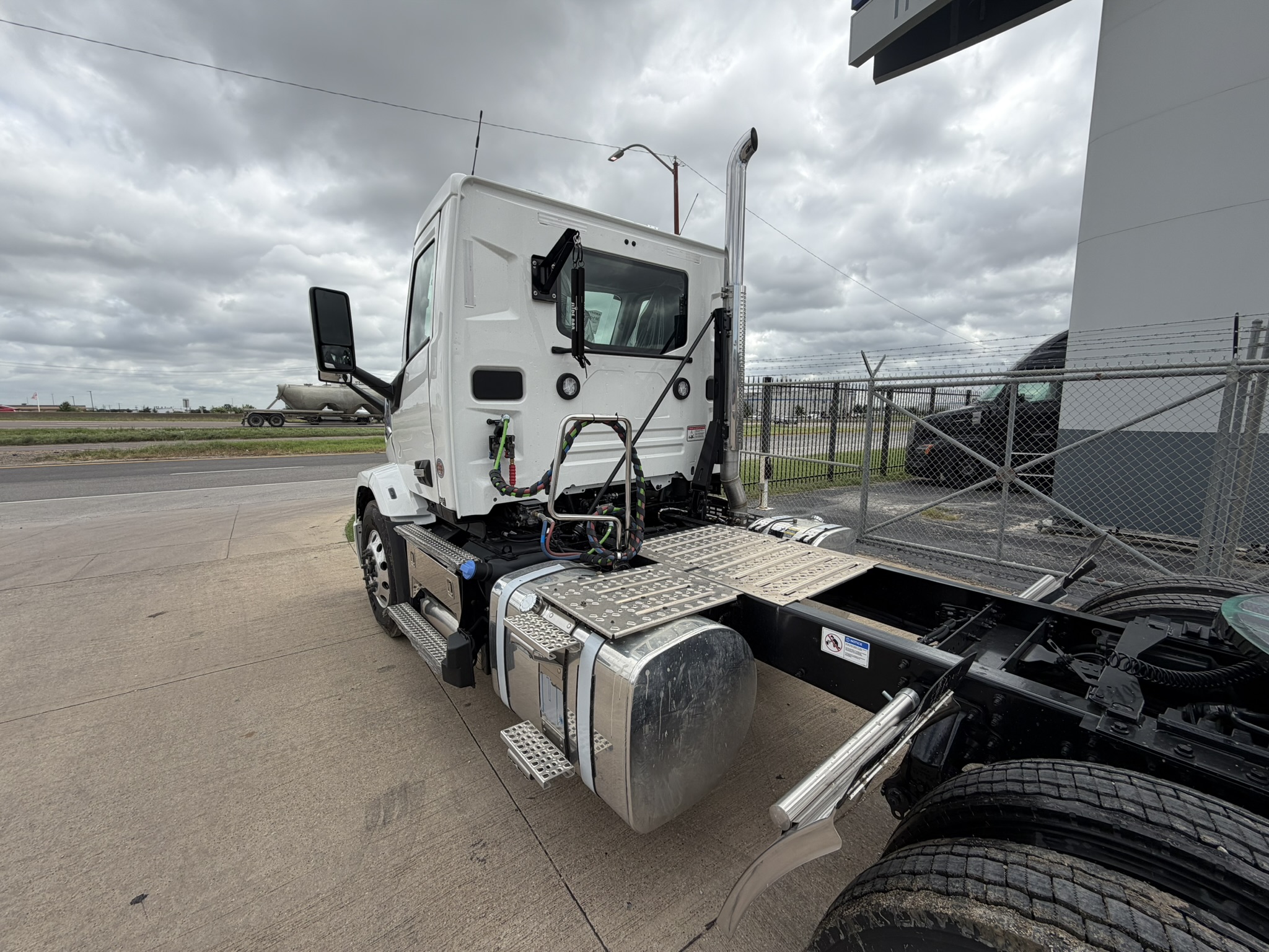 2026 Mack Anthem in Fort Worth, TX — photo 6