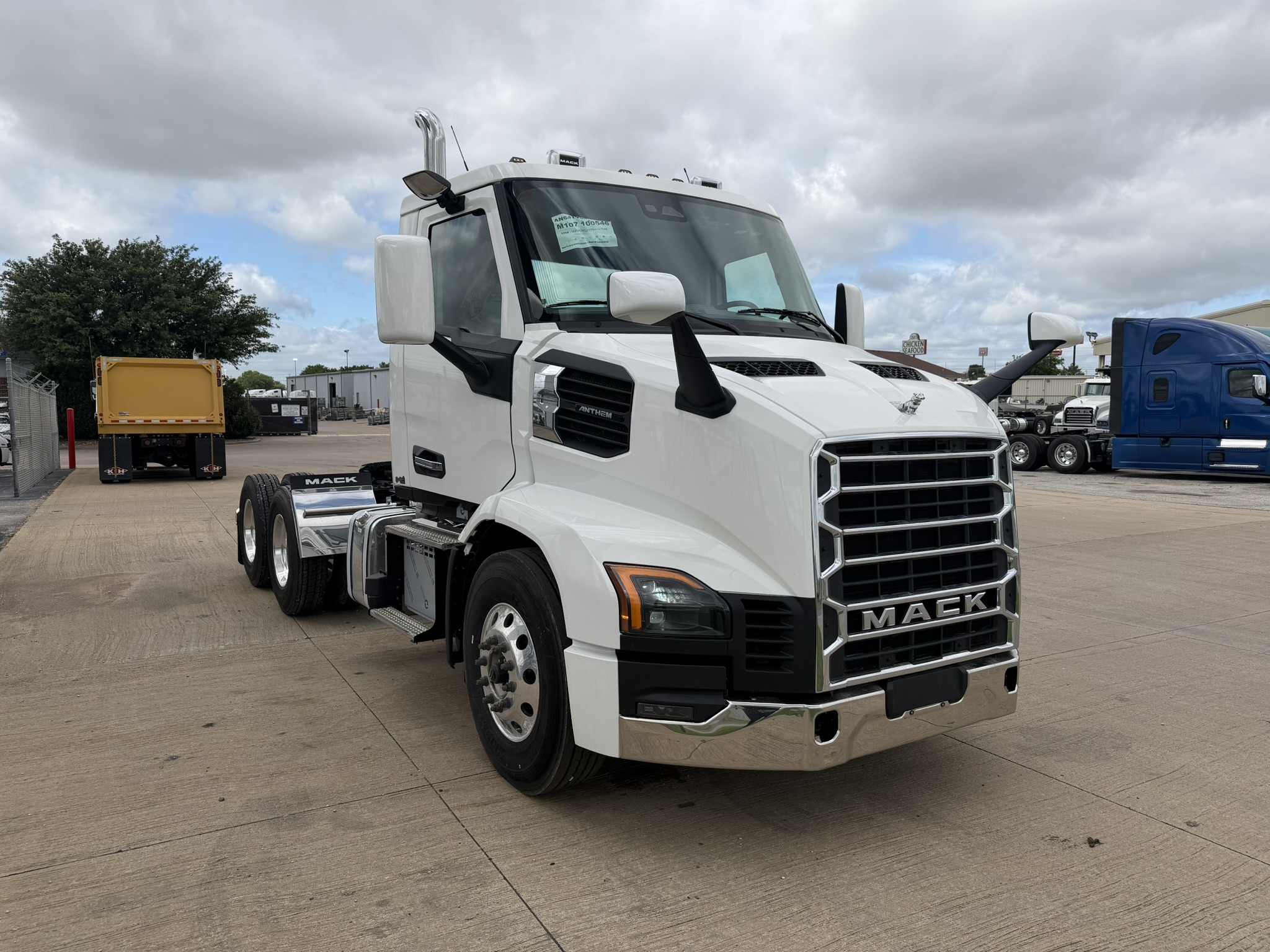 2026 Mack Anthem in Fort Worth, TX — photo 3