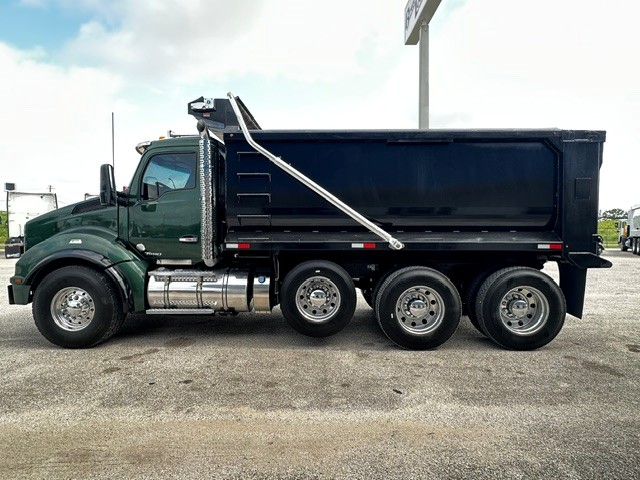 2017 Kenworth T880 in San Antonio, TX — photo 5