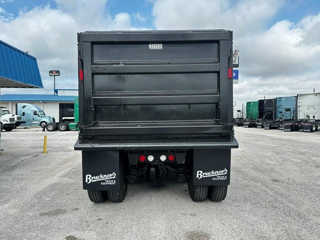 2017 Kenworth T880 in San Antonio, TX — photo 7