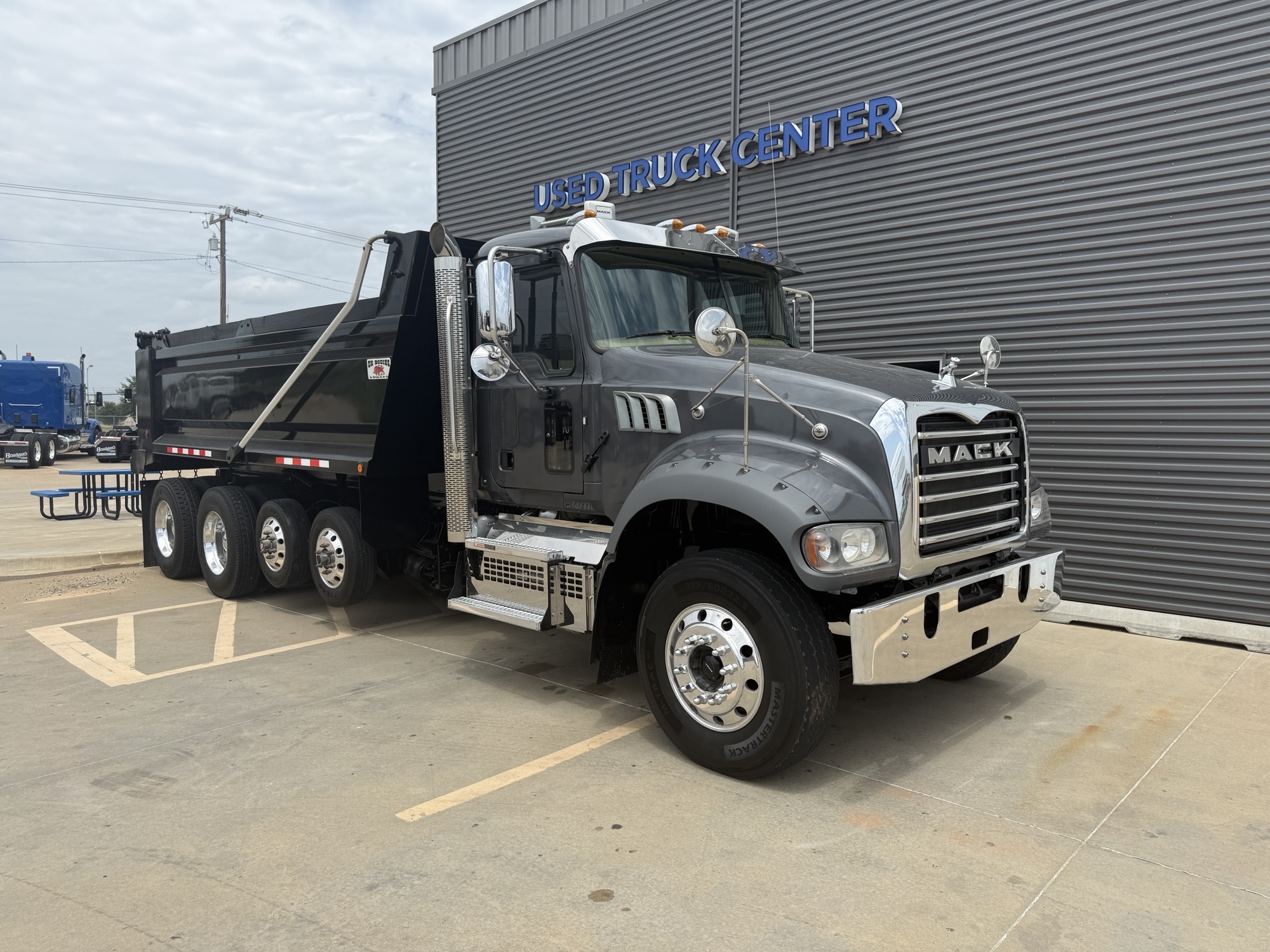 2023 Mack Granite in Oklahoma City, OK — photo 3